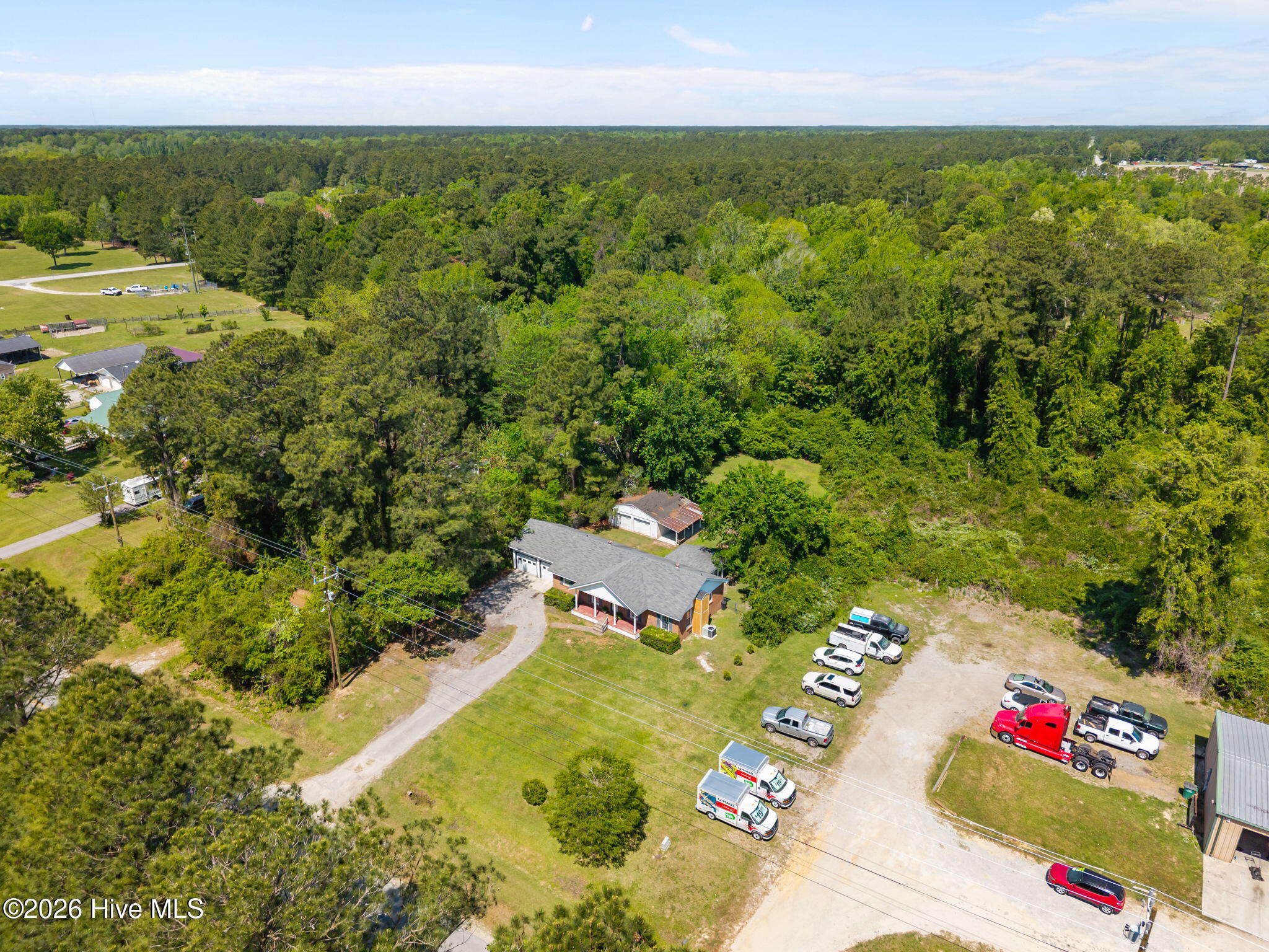 100567940 | Photo 10