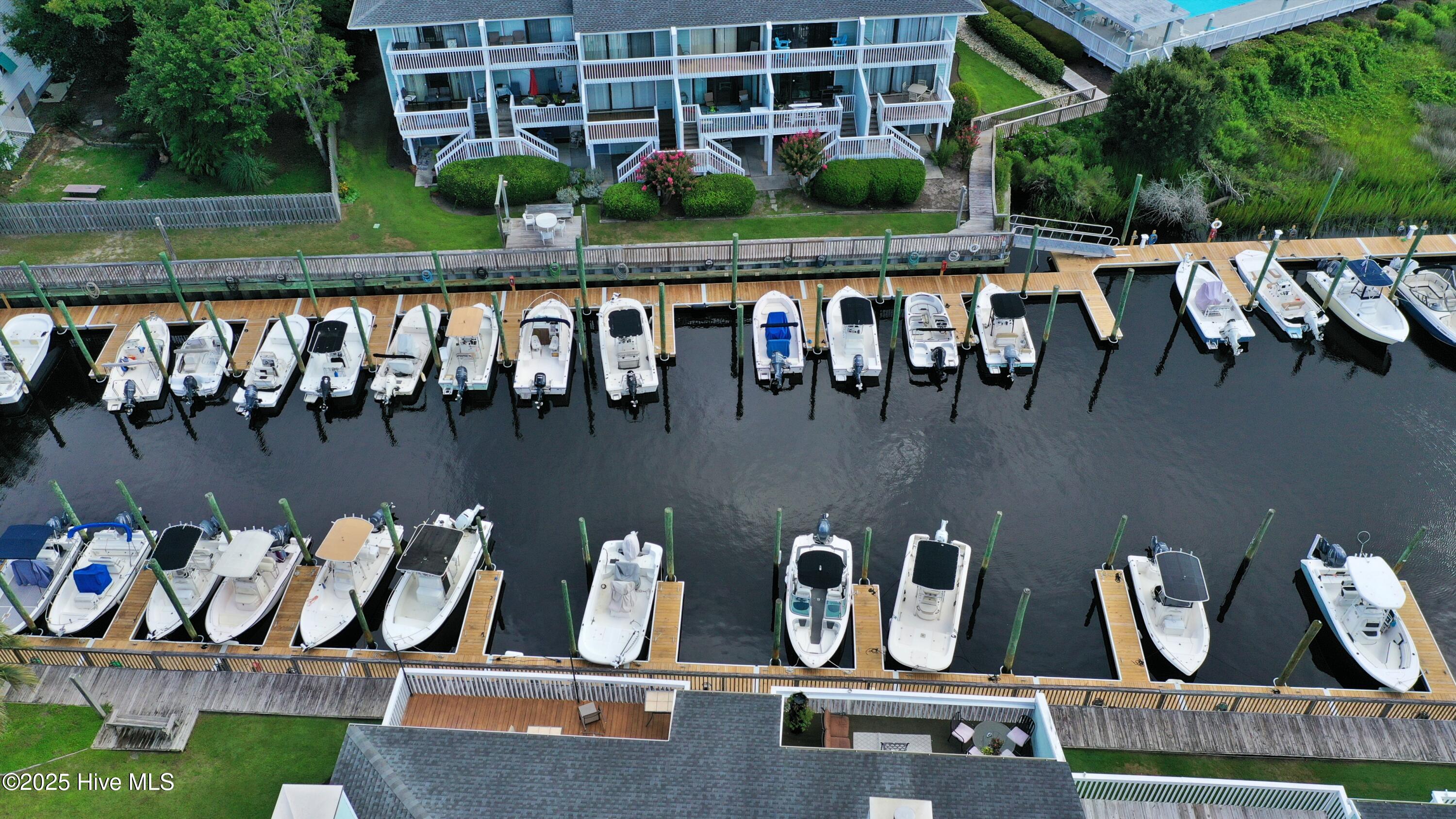 100534046 | Photo 45