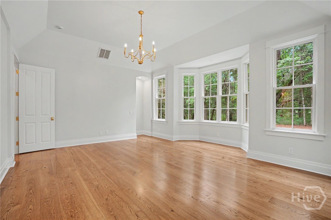 Primary Bedroom/Main Floor