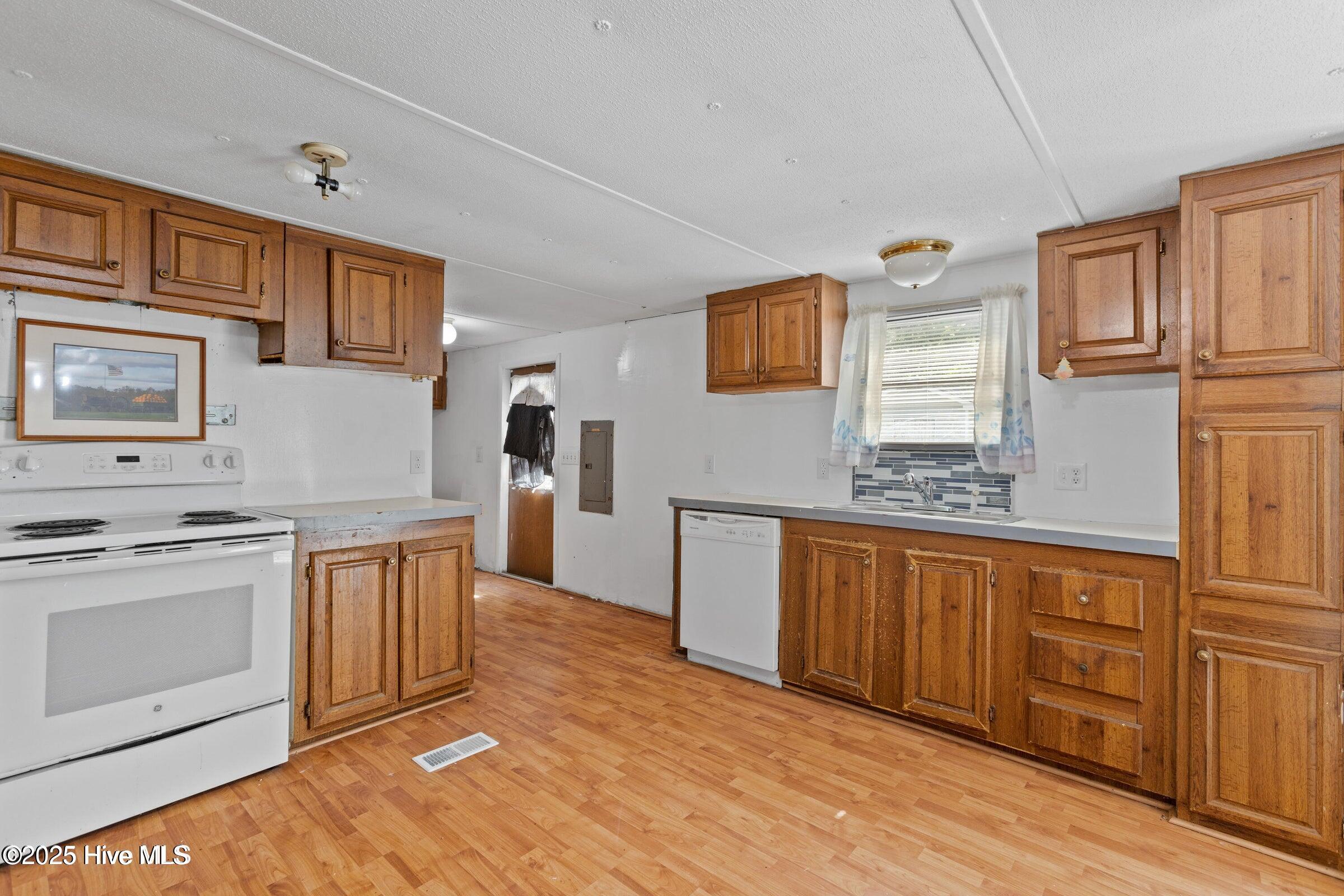 677 Berrys Creek Road,Beaufort