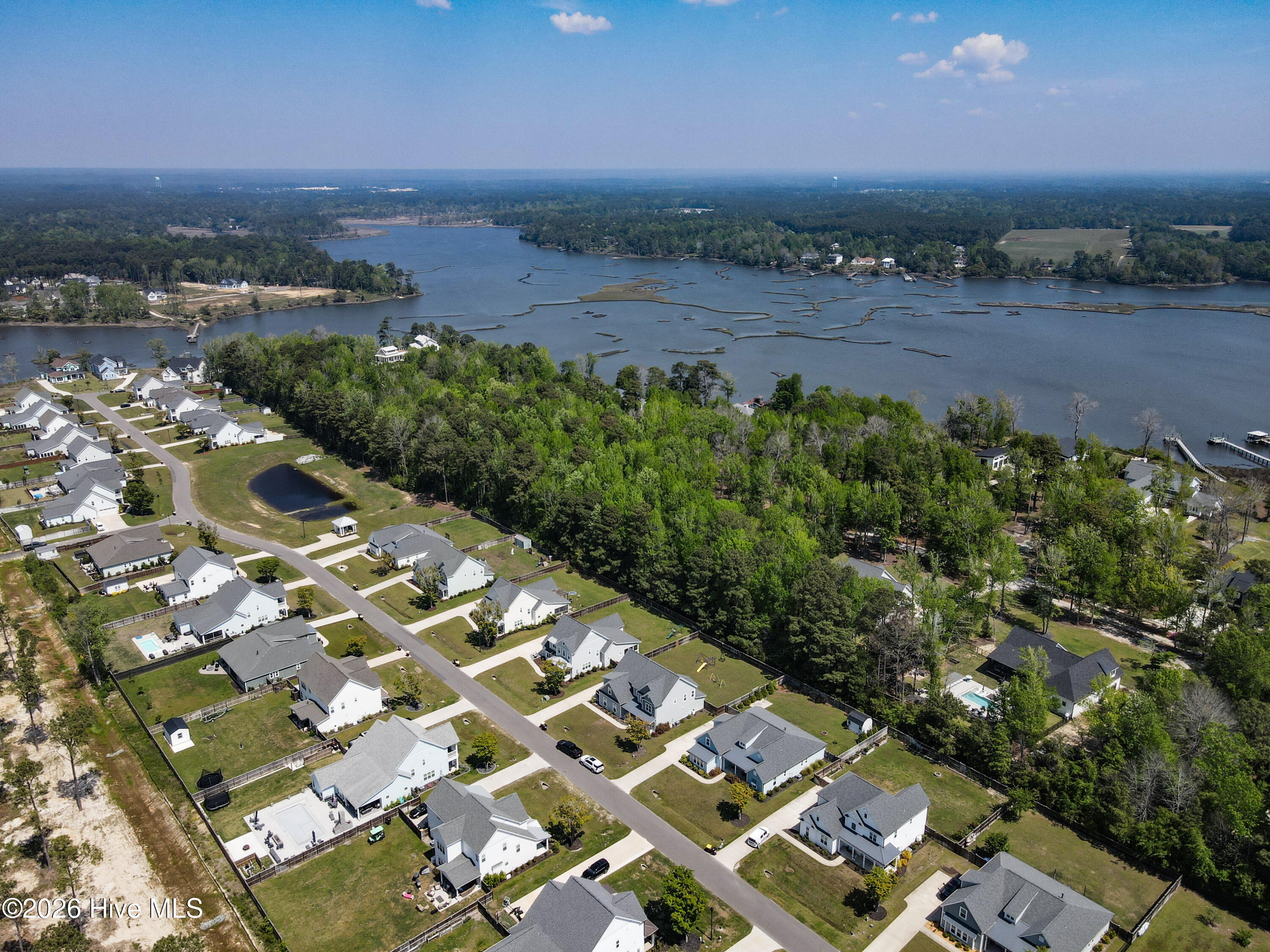 100567915 | Photo 105