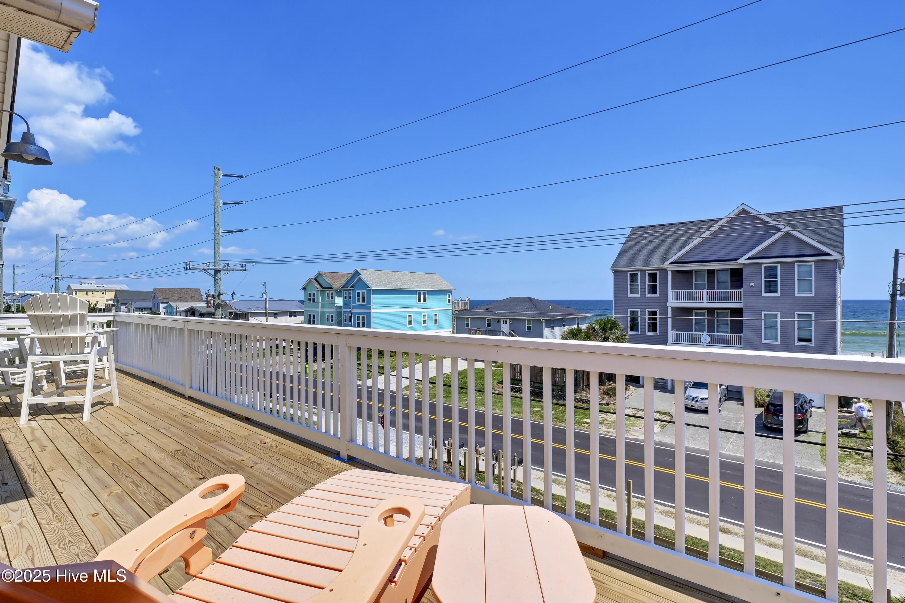 100521300 | Photo 39