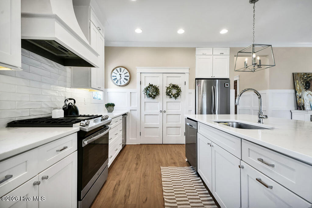 100561148 | Photo 17