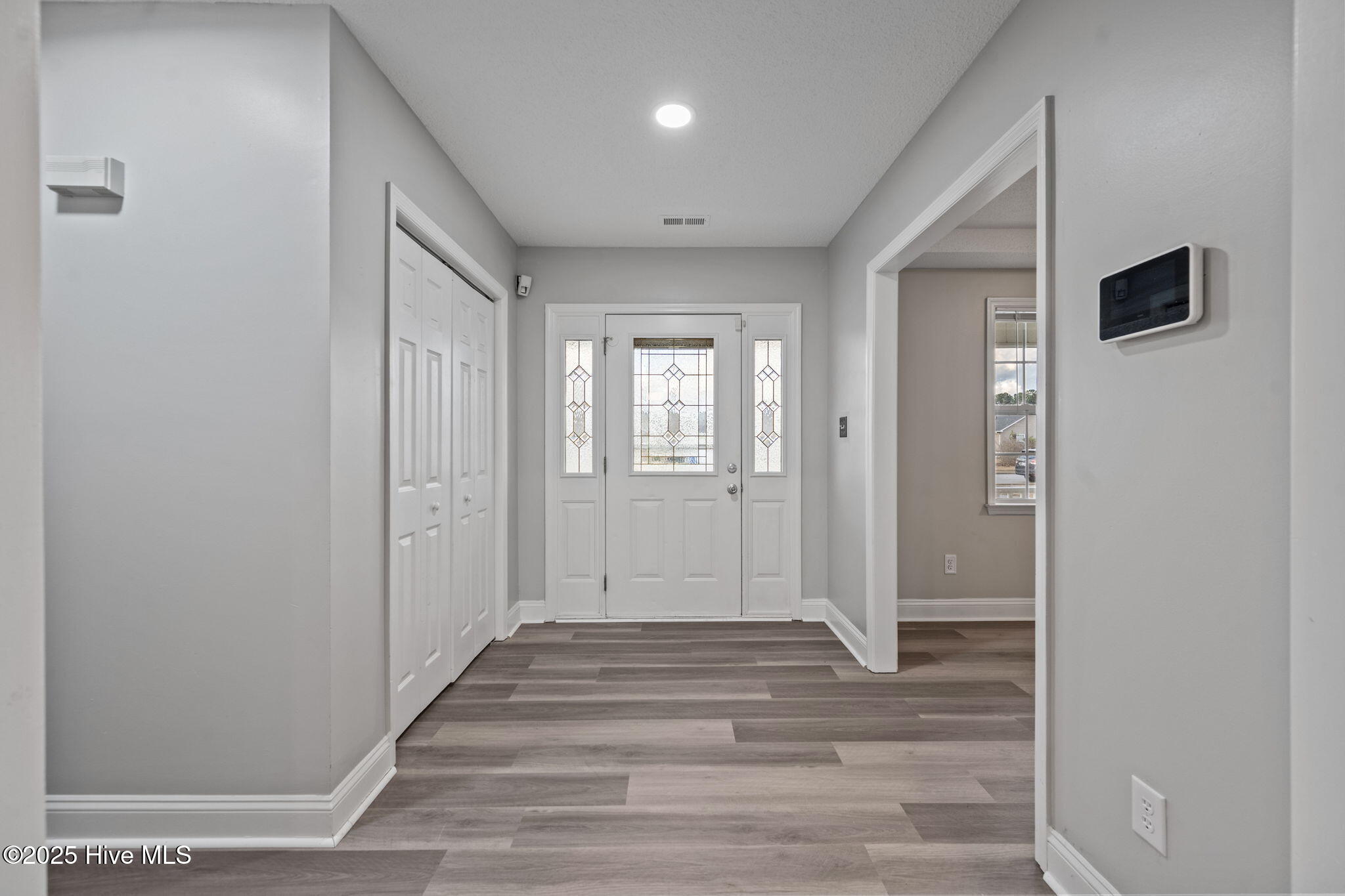 100547097 | Photo 10