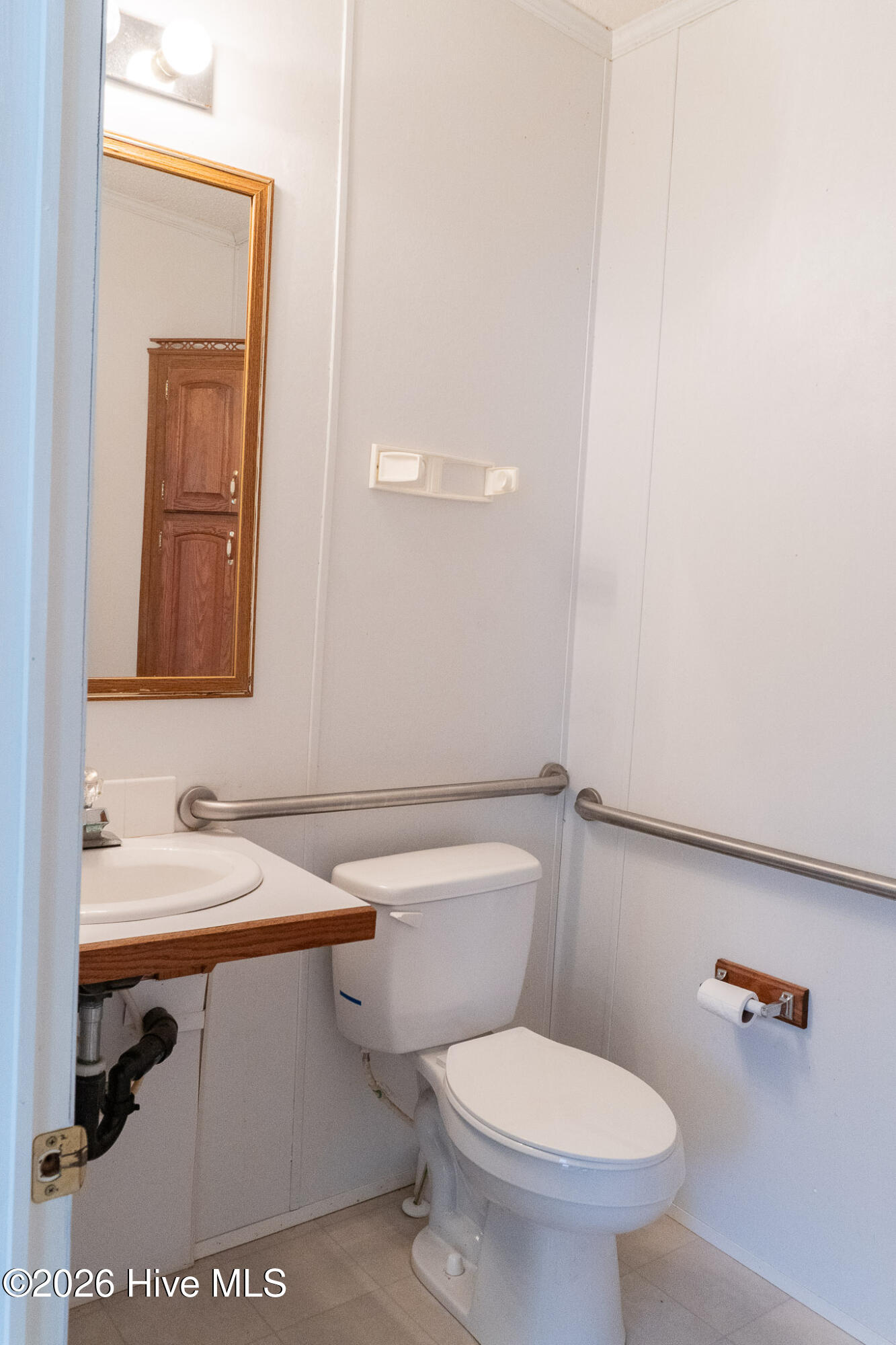 100561014 | Photo 14