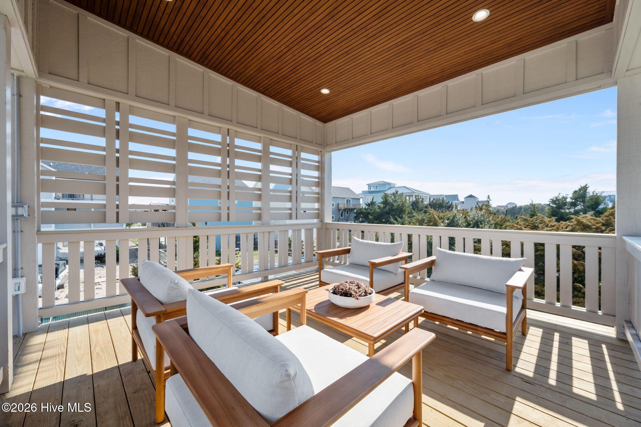 100552191 | Photo 55