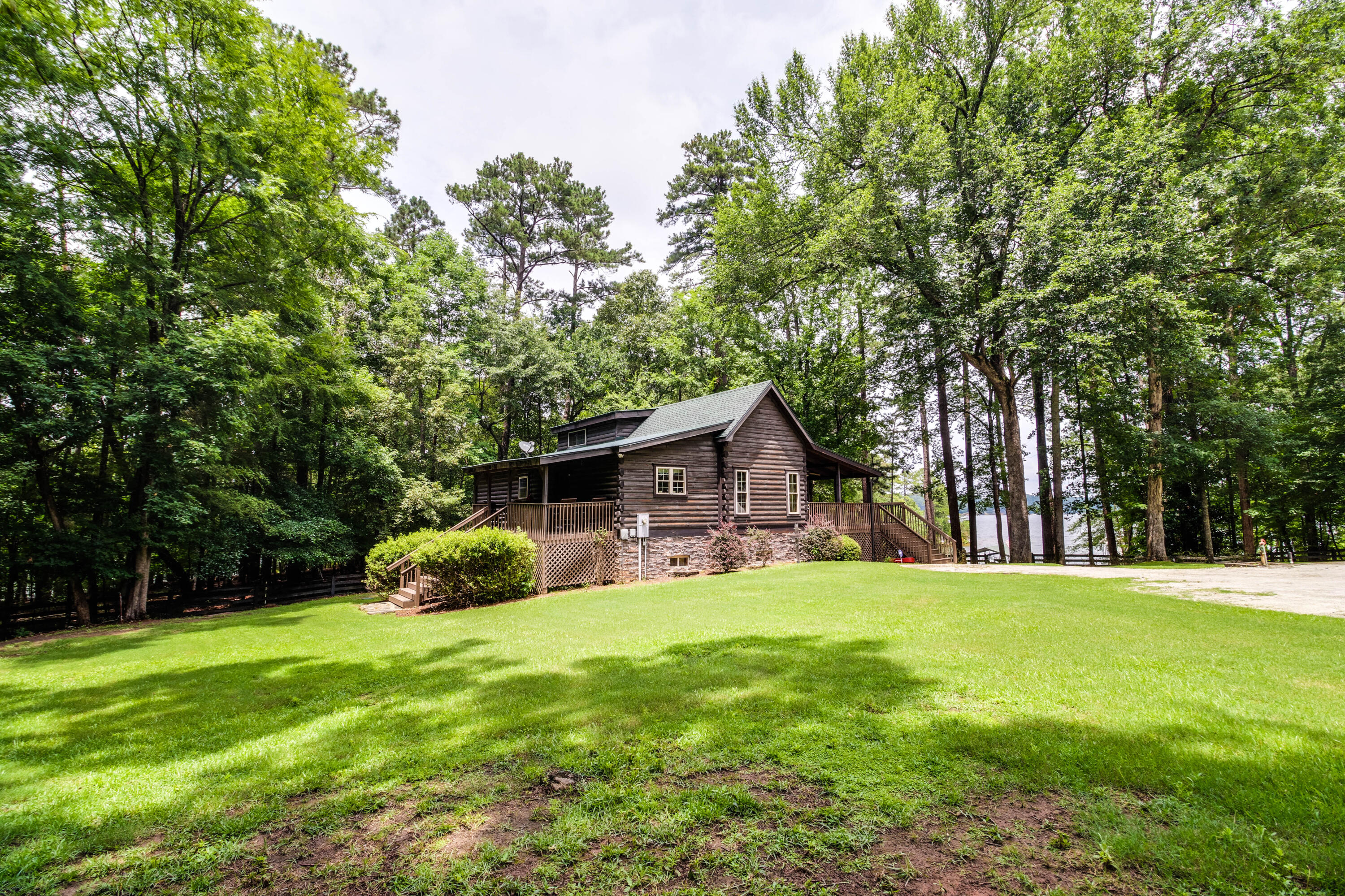 2265 Indian Rd-17