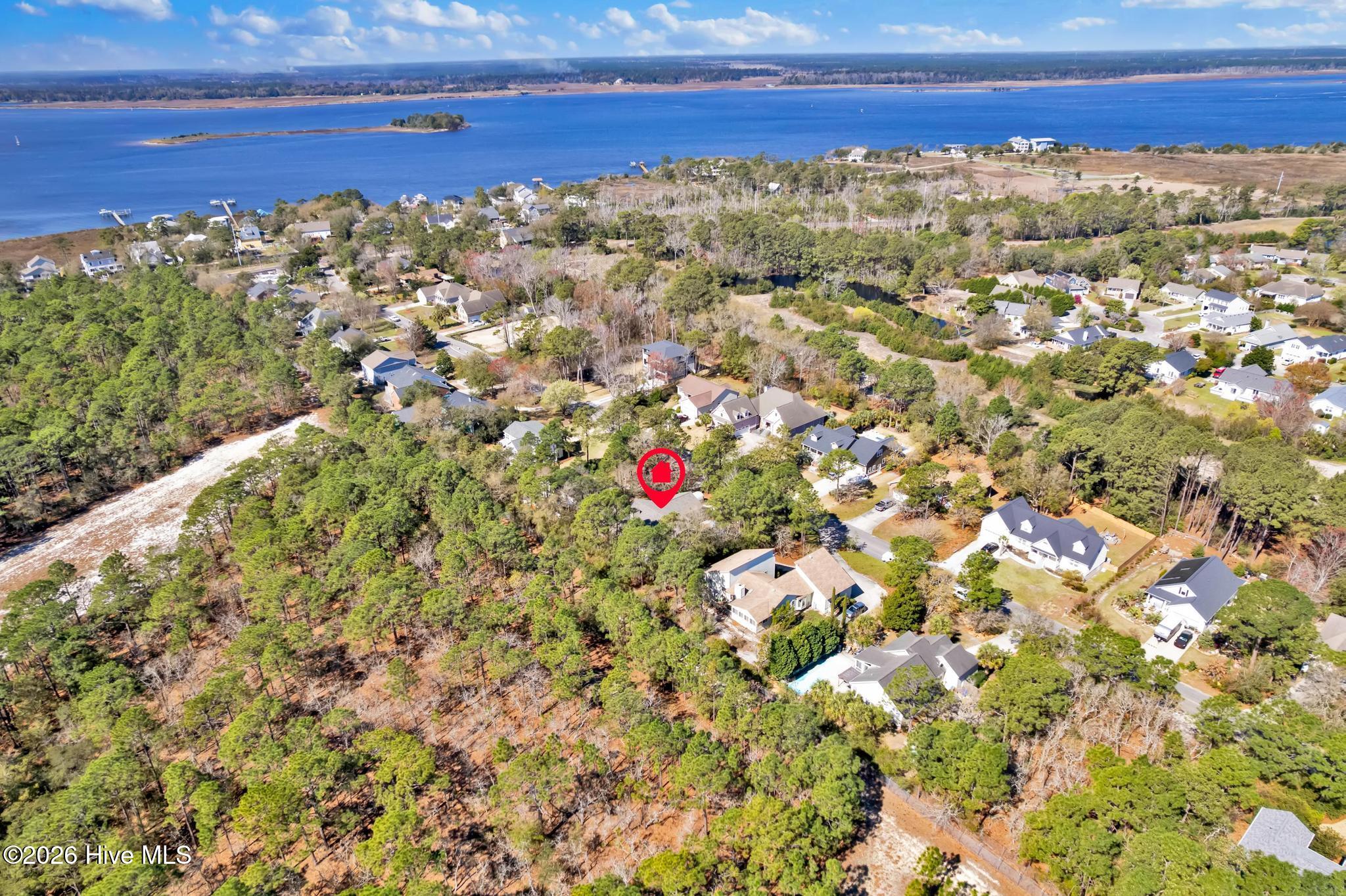 100561696 | Photo 47