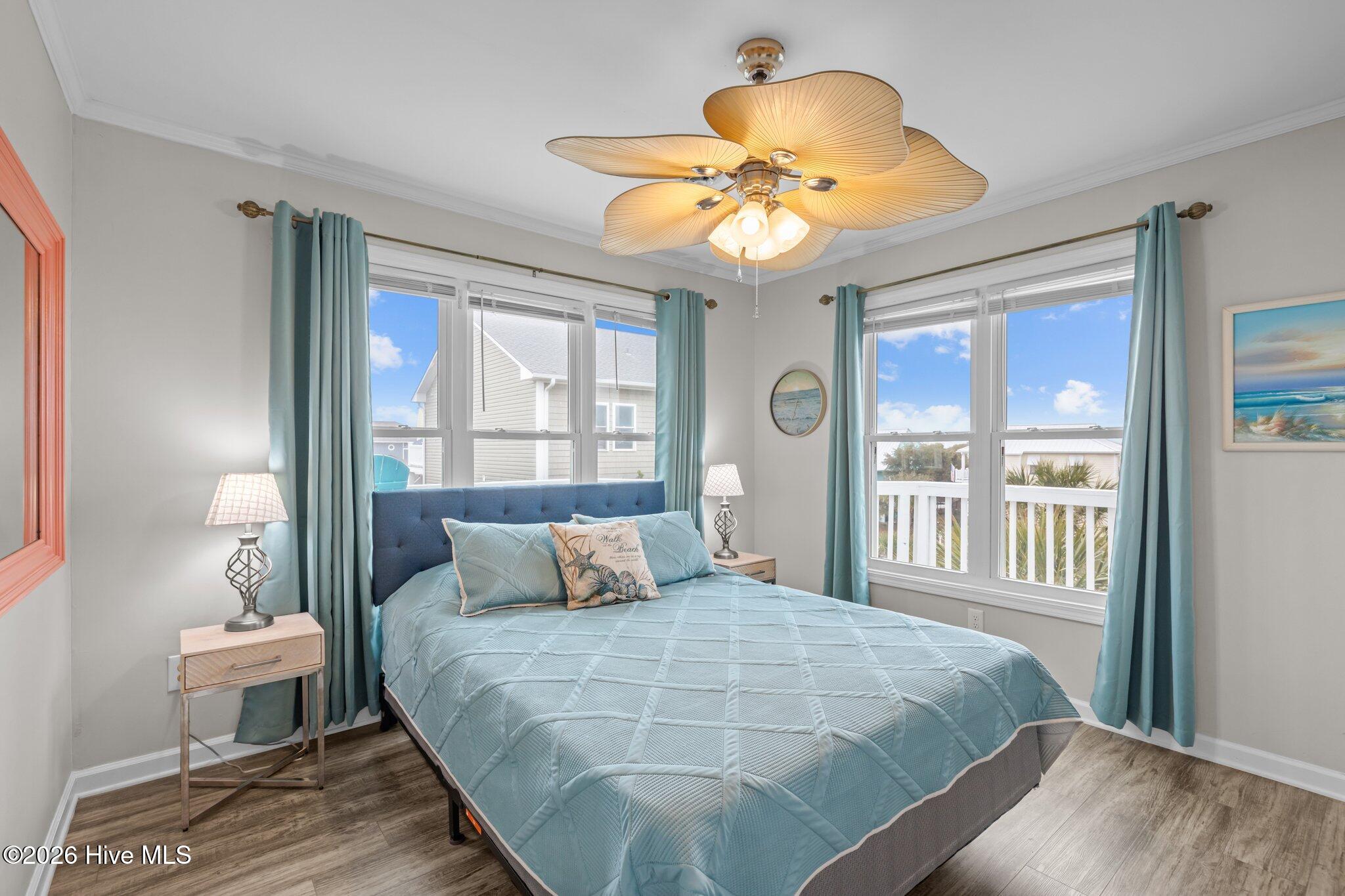 100565802 | Photo 31