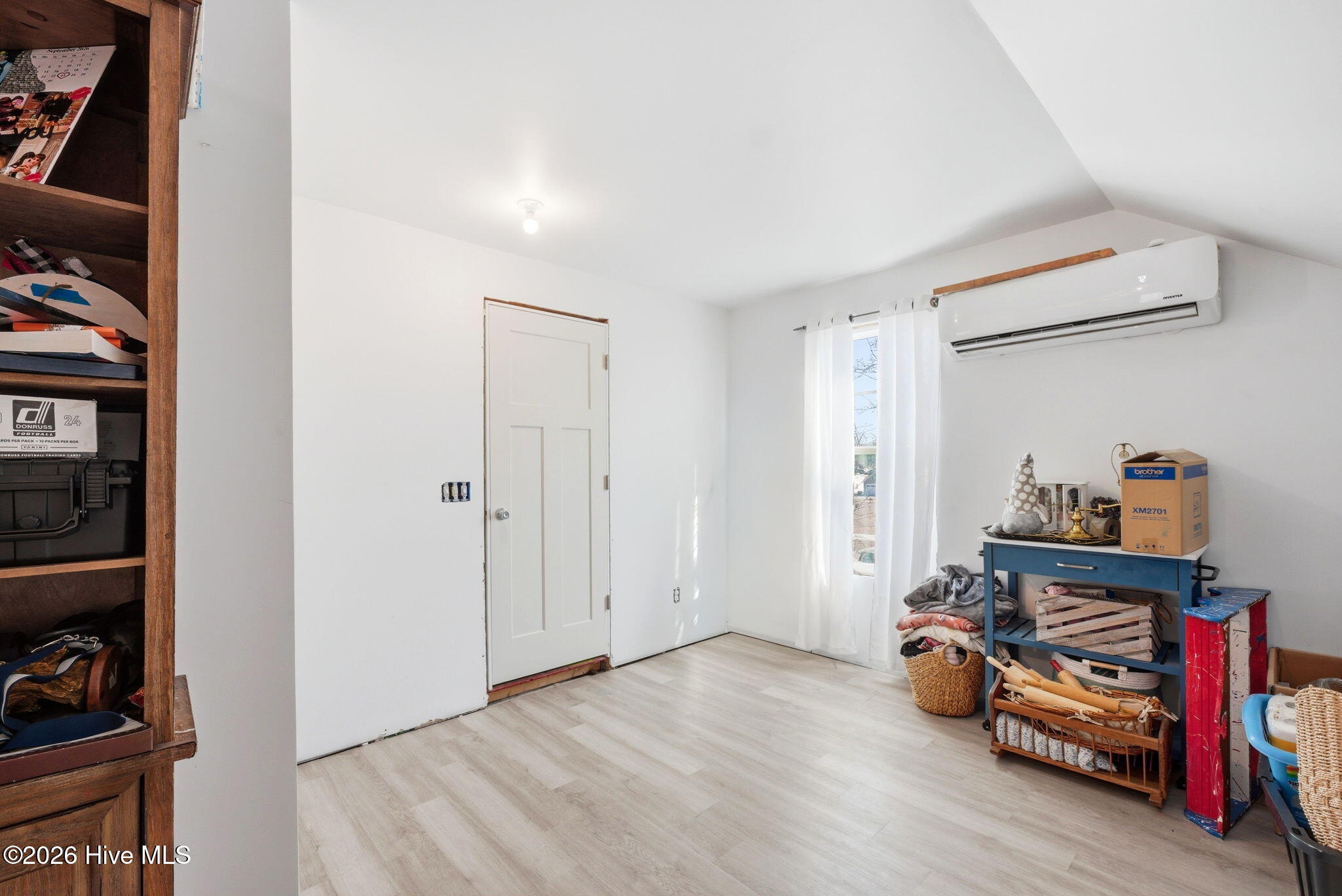 100559048 | Photo 34