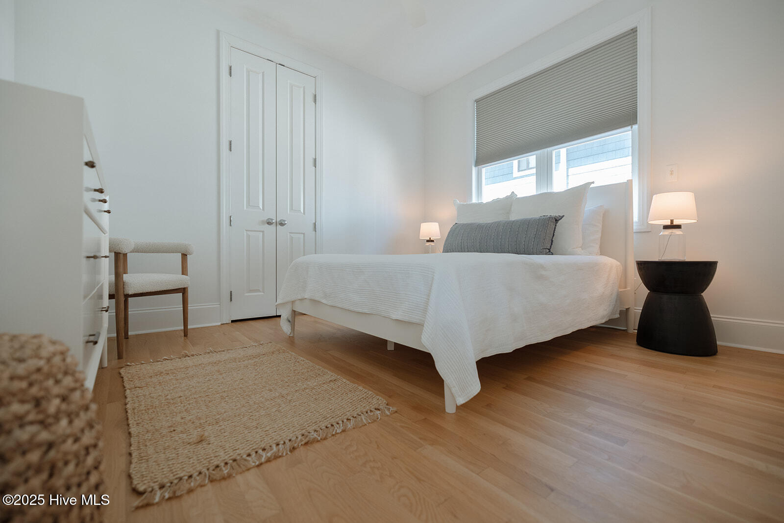 100536787 | Photo 28