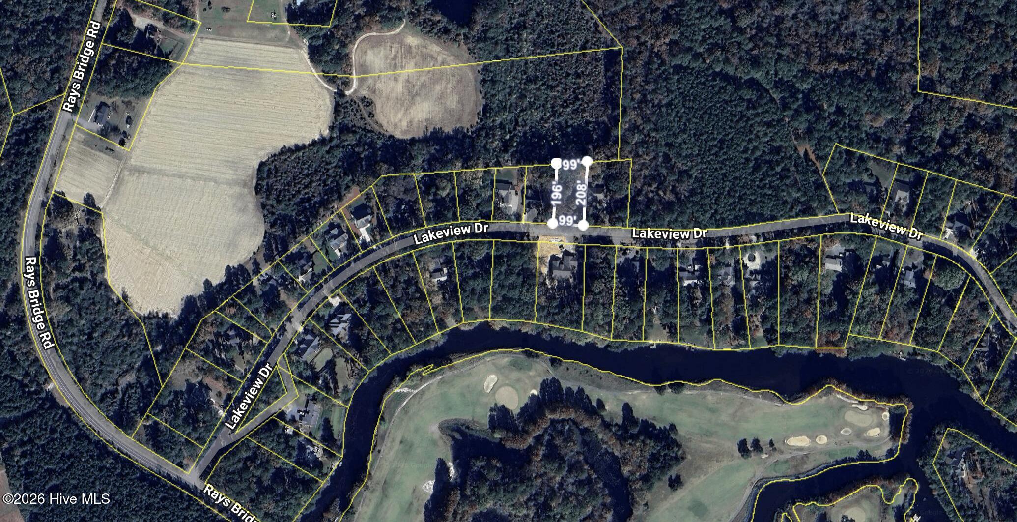 Homes for sale in Whispering Pines, NC | 204 Lakeview Dr, Whispering Pines, NC 28327 | MLS# 100552420