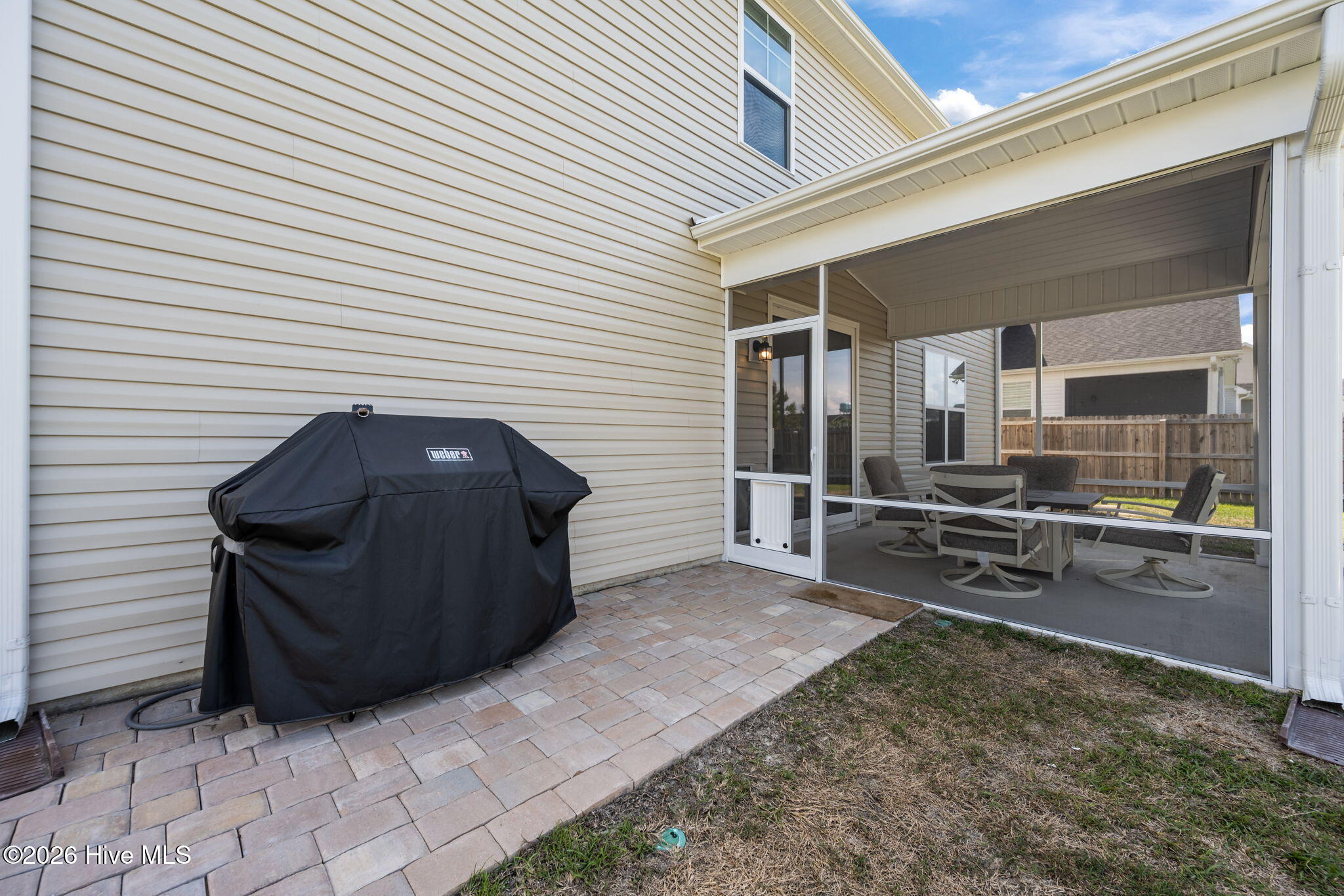 100567442 | Photo 36