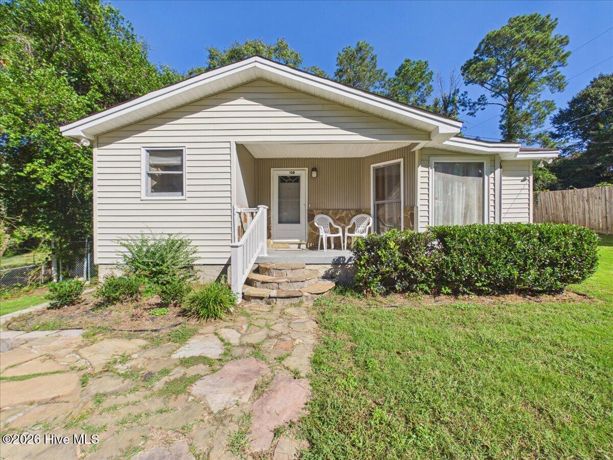 Photo 1 of Single family home for sale at 108 Henry St, New Ellenton, SC 29809 | MLS# 100609413 | Listing updated on 2026-10-09