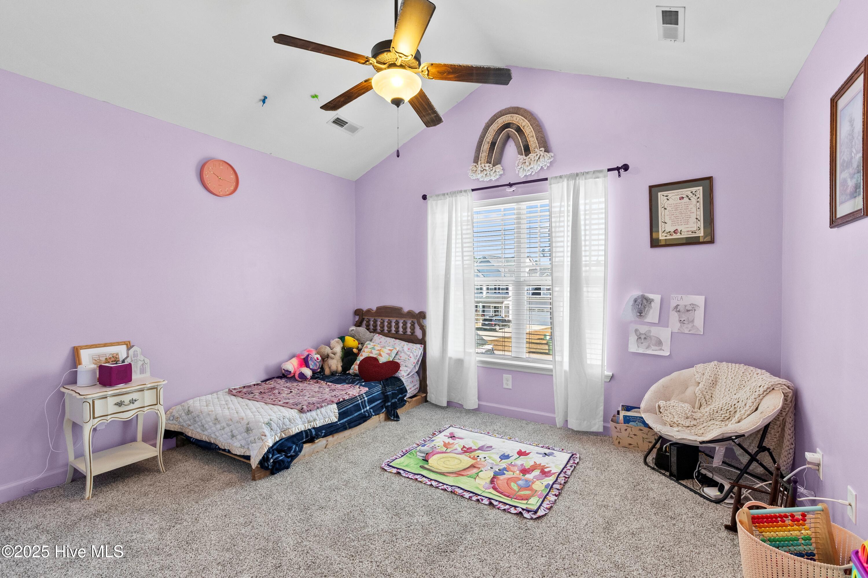 100545140 | Photo 26