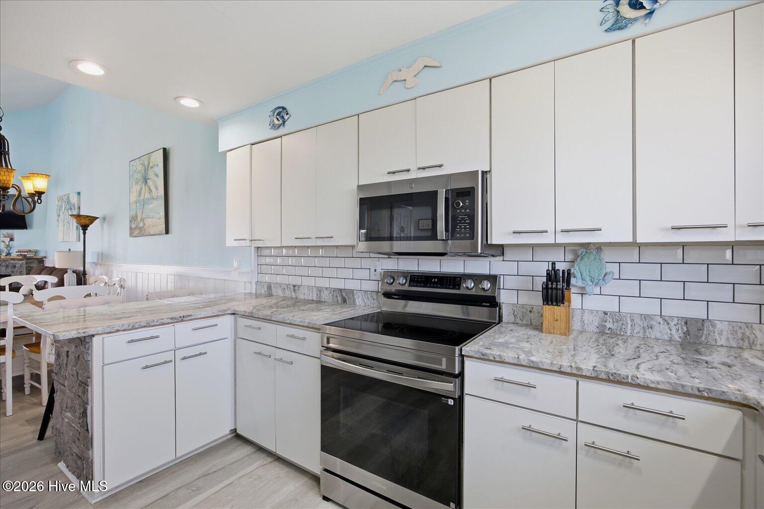 100555921 | Photo 41