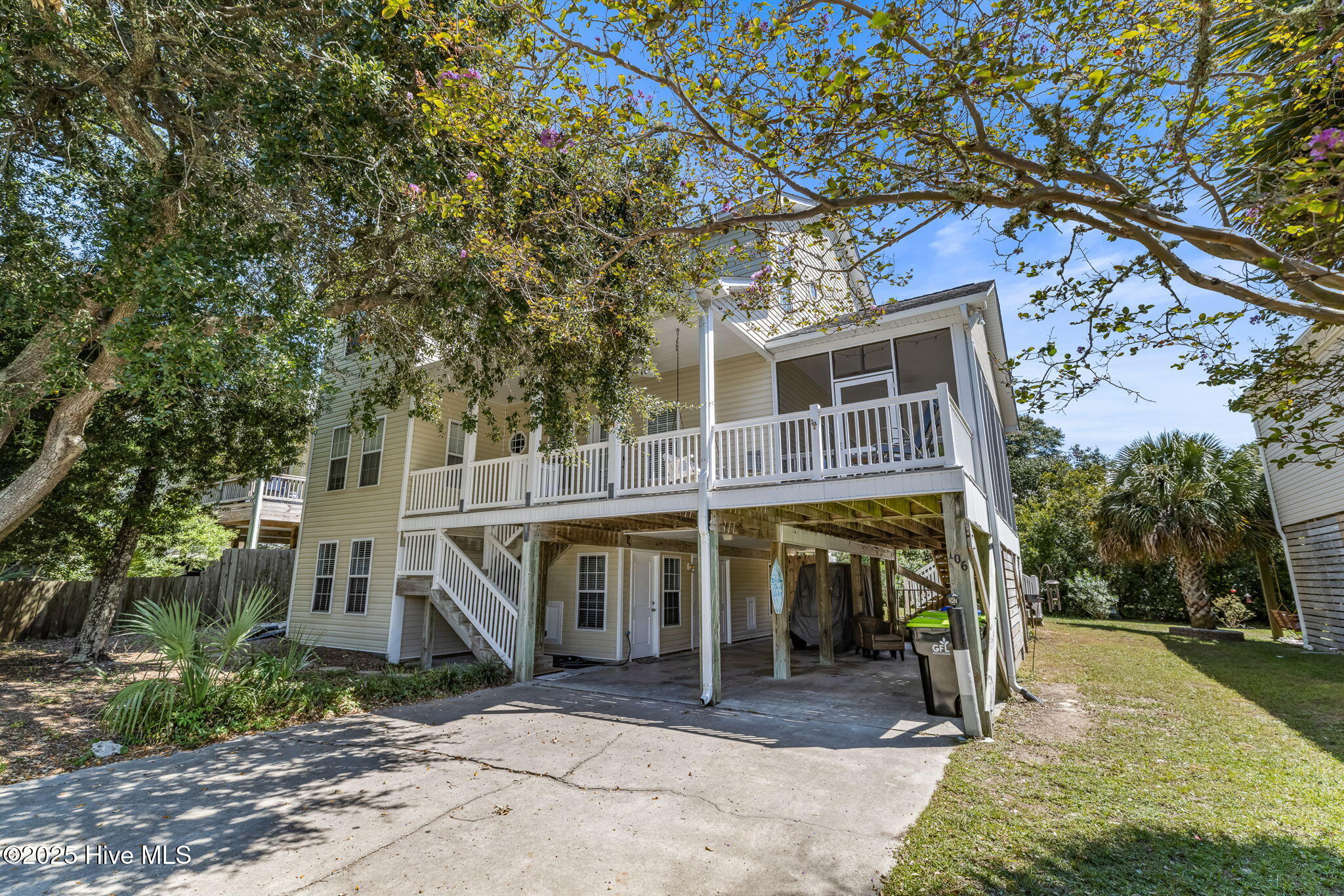 106 SE 44th Street, Oak Island, NC, 28465
