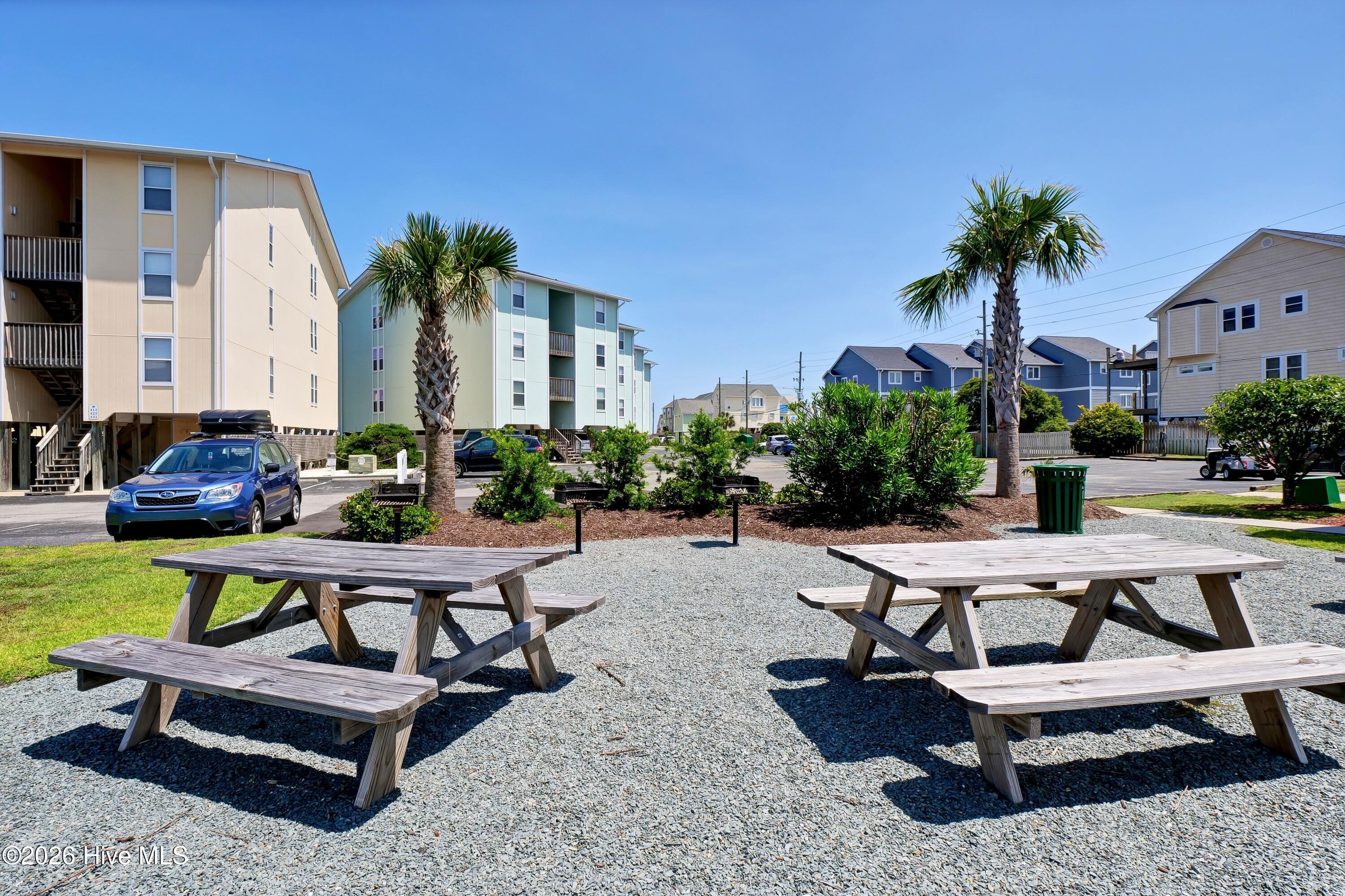 918 N New River Drive UNIT 331, Surf City, NC, 28445