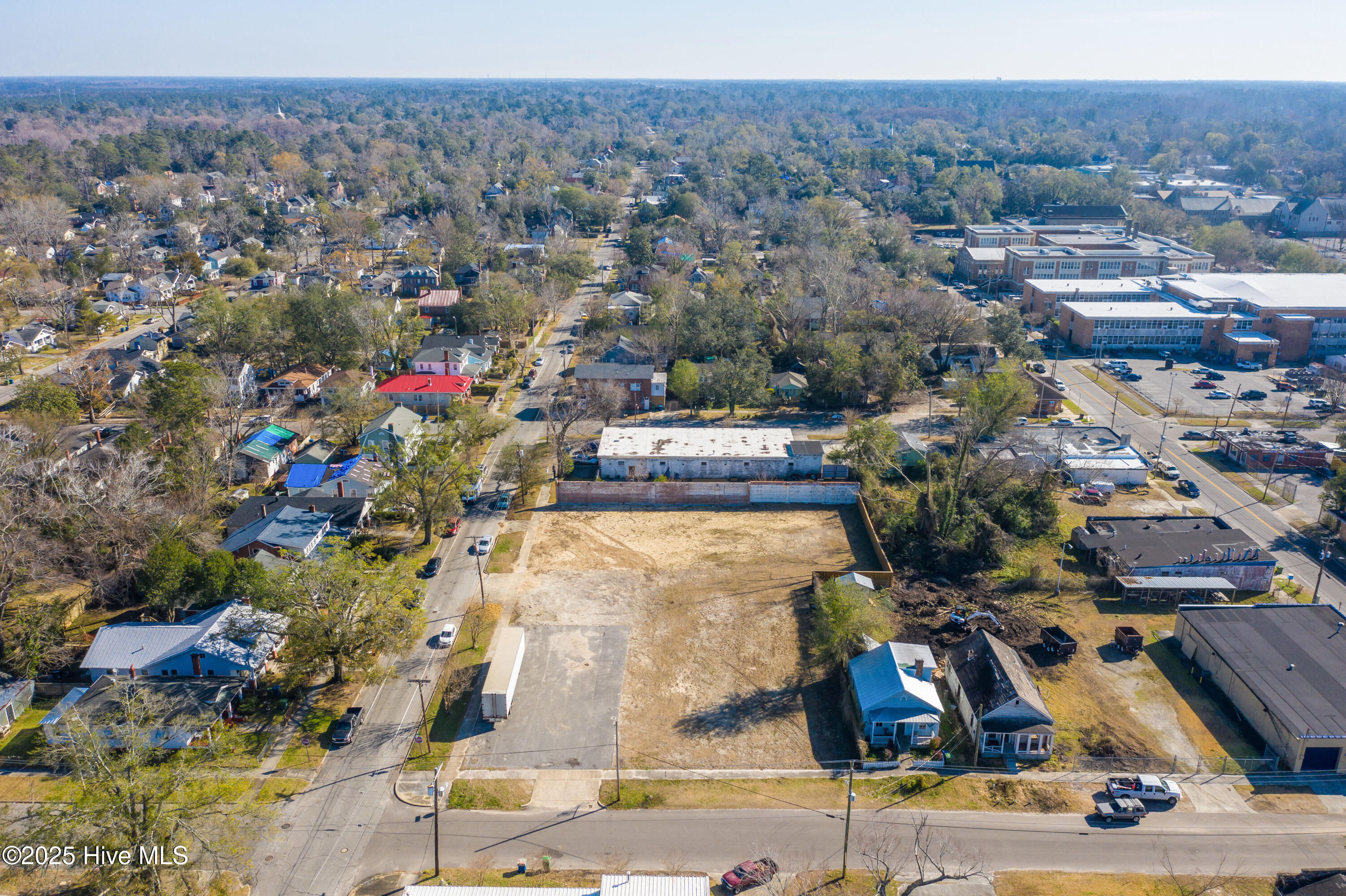 100490623 | Photo 28