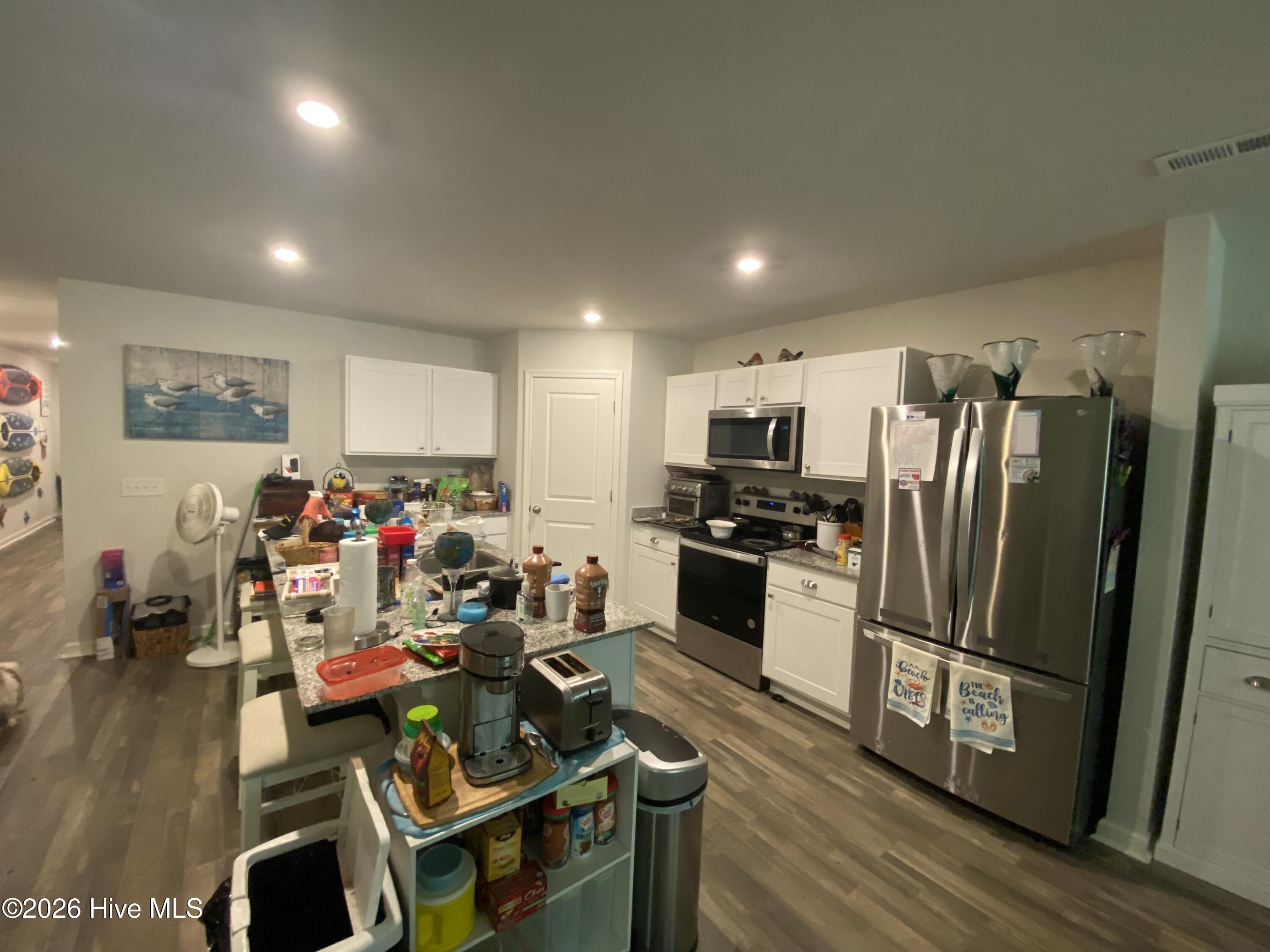 100566692 | Photo 38