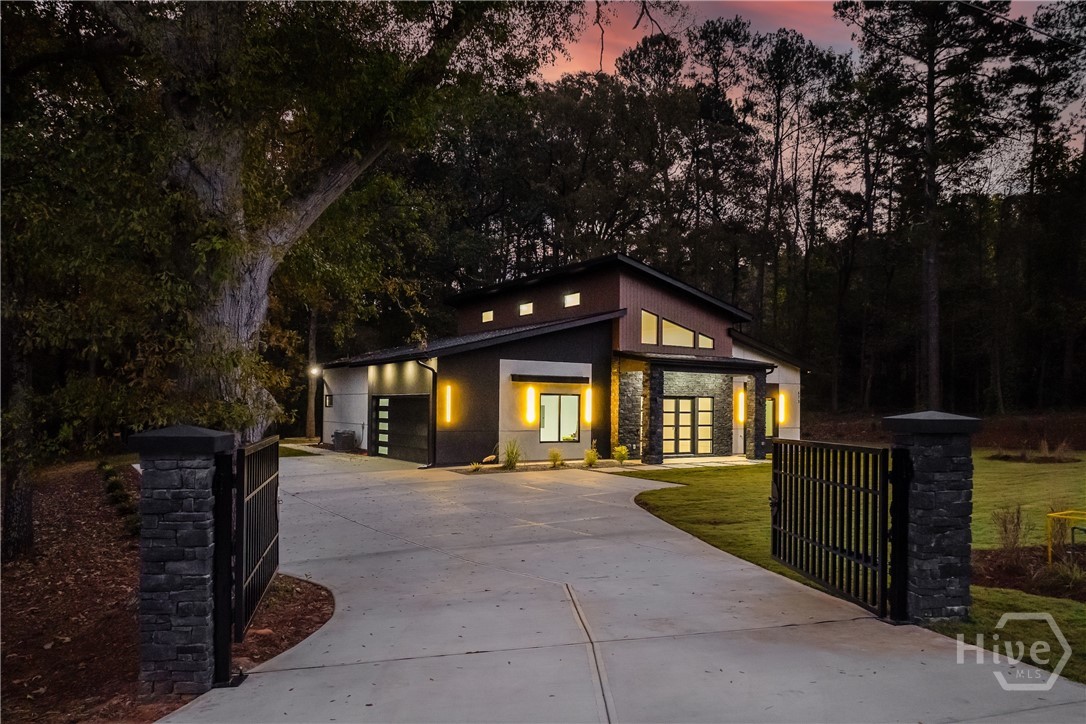 Property at 670 Loganville Highway