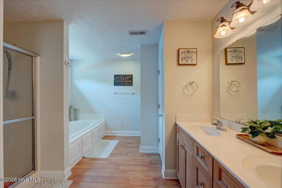 105 Croatan Woods Drive,New Bern