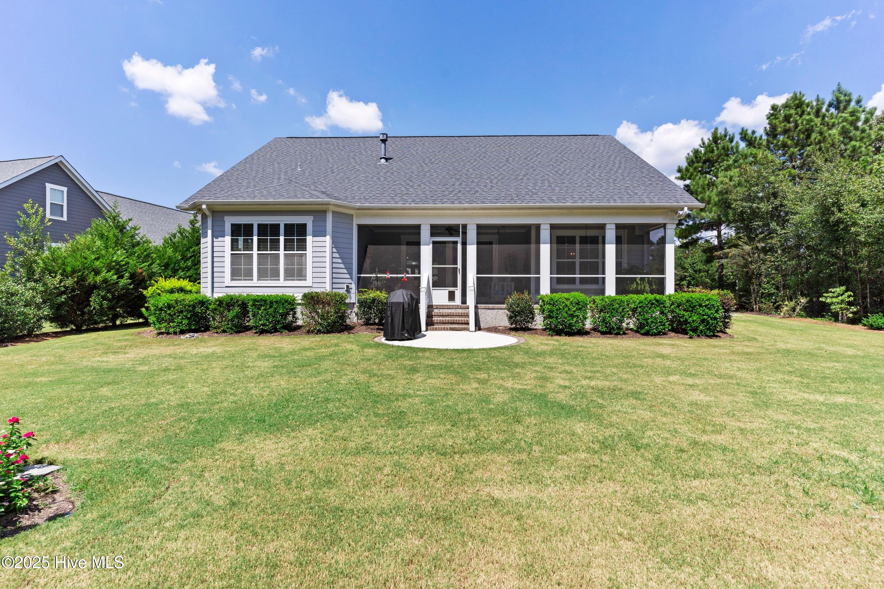 100527117 | Photo 40