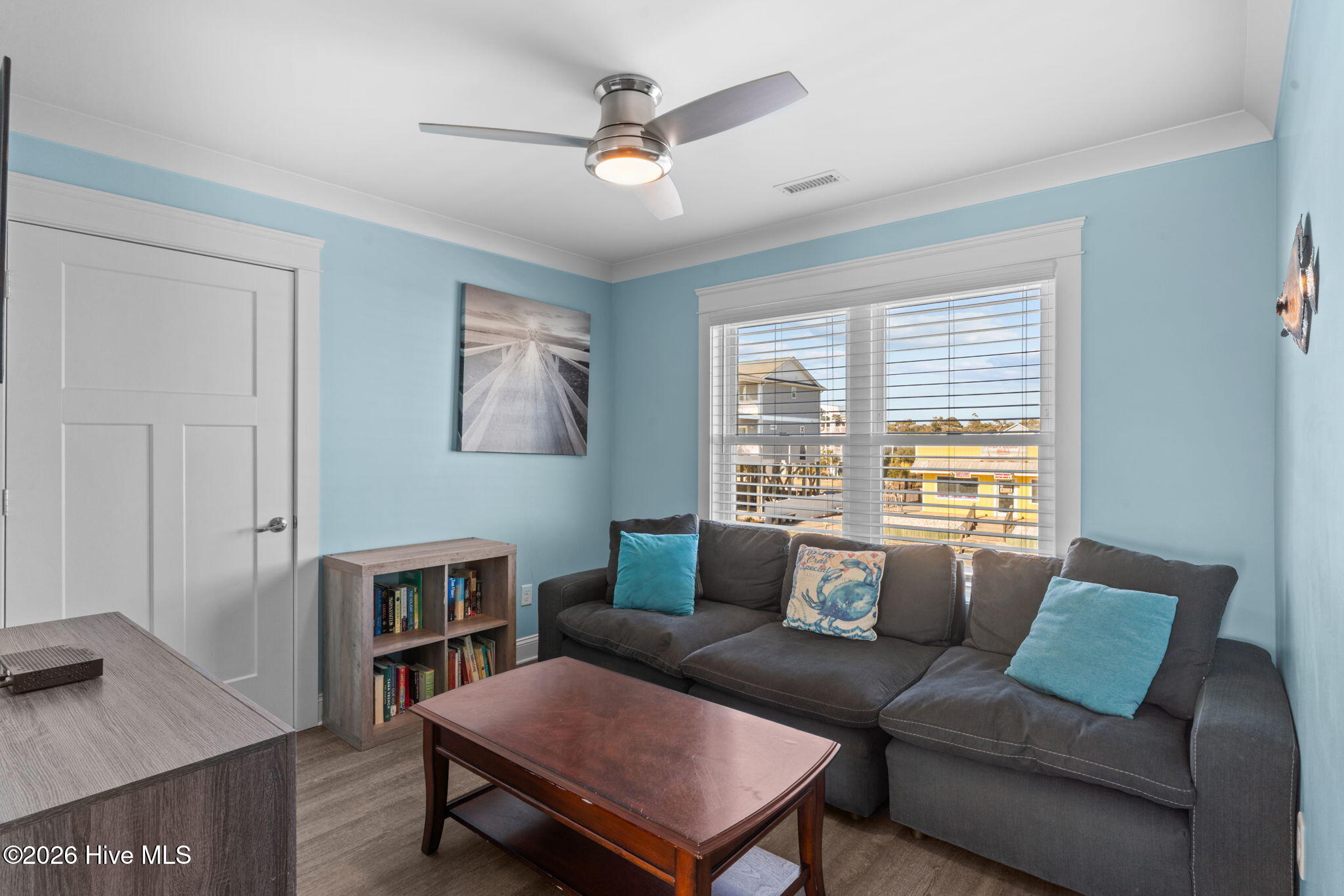 100547503 | Photo 25