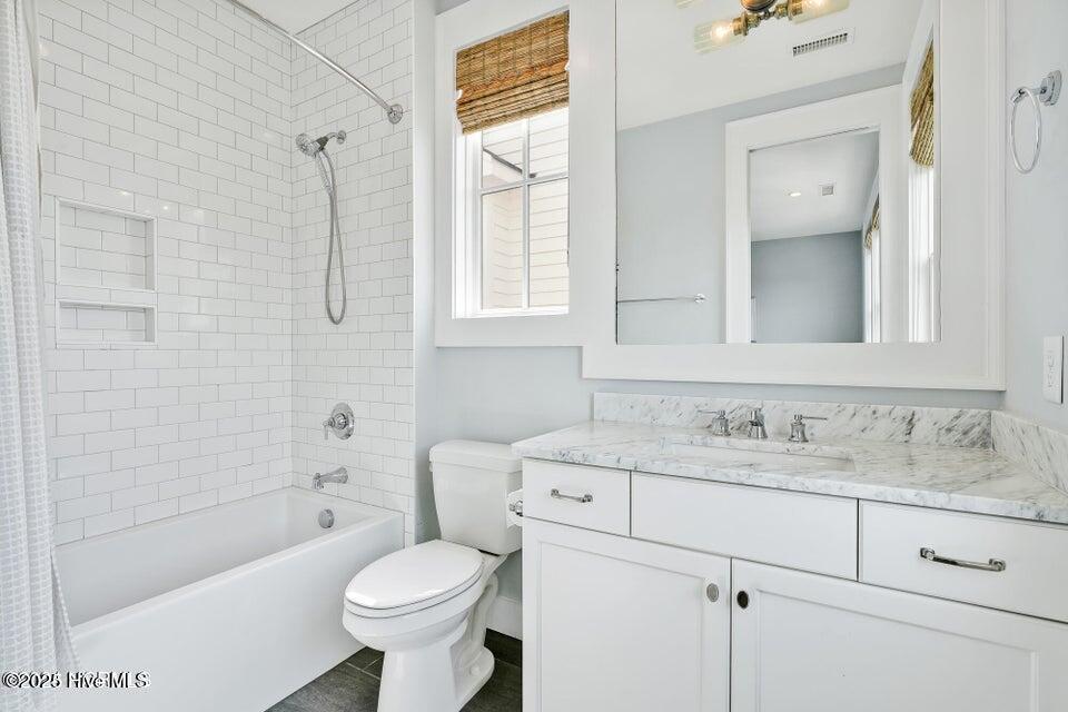 100546081 | Photo 20