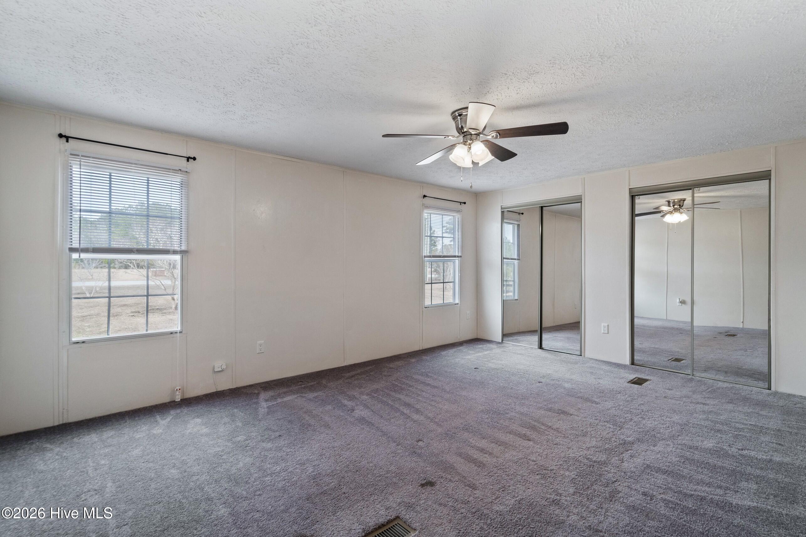 100556761 | Photo 19