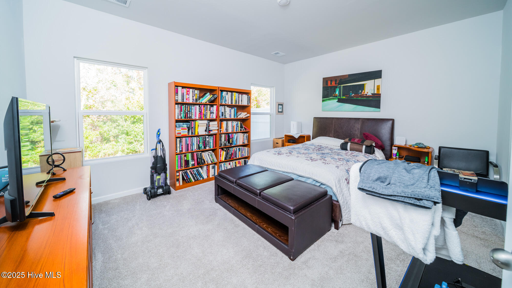 100537788 | Photo 15