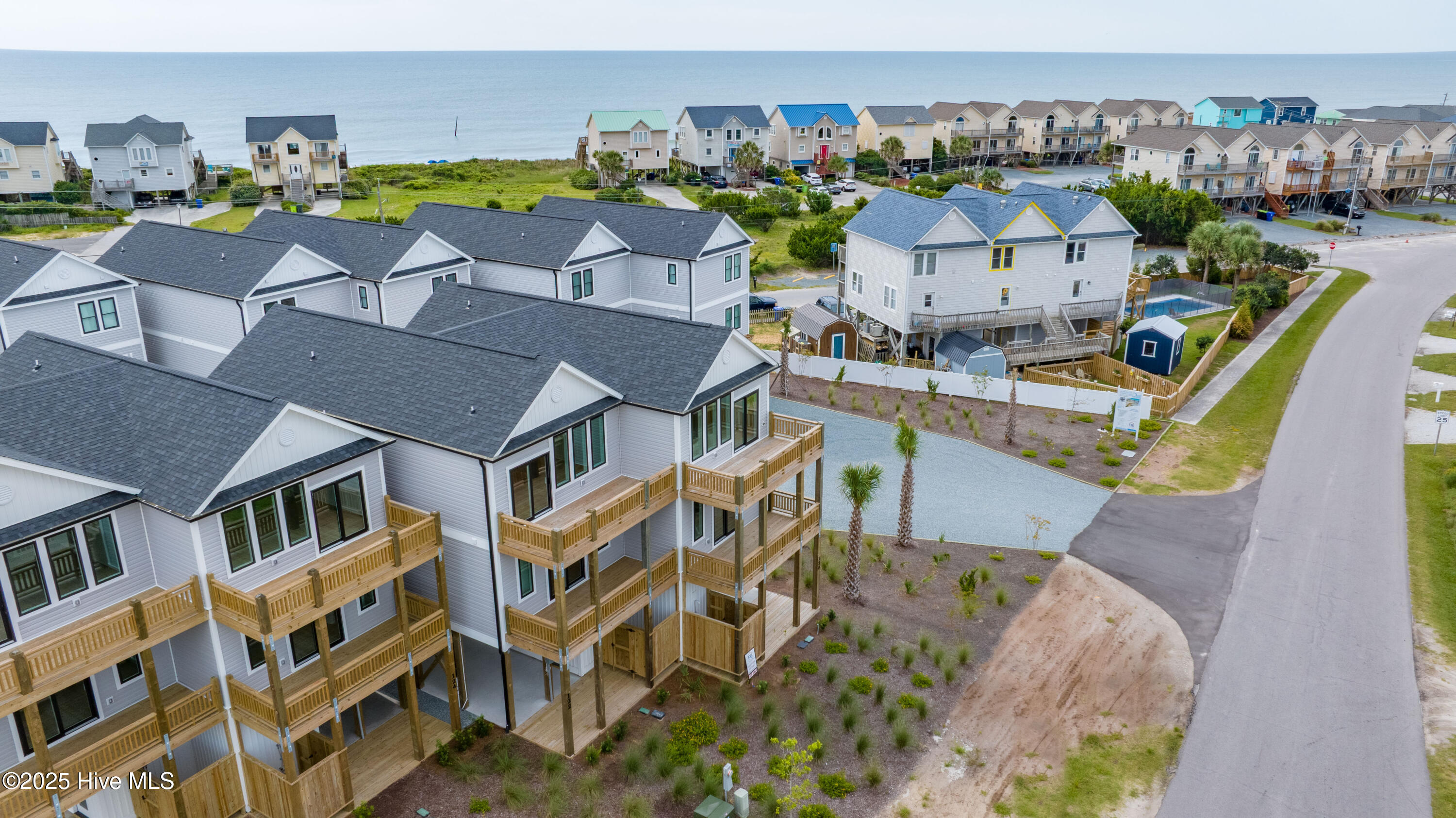 Homes for sale in Surf City, NC | 122 Shell Rd, Surf City, NC 28445 | MLS# 100474523