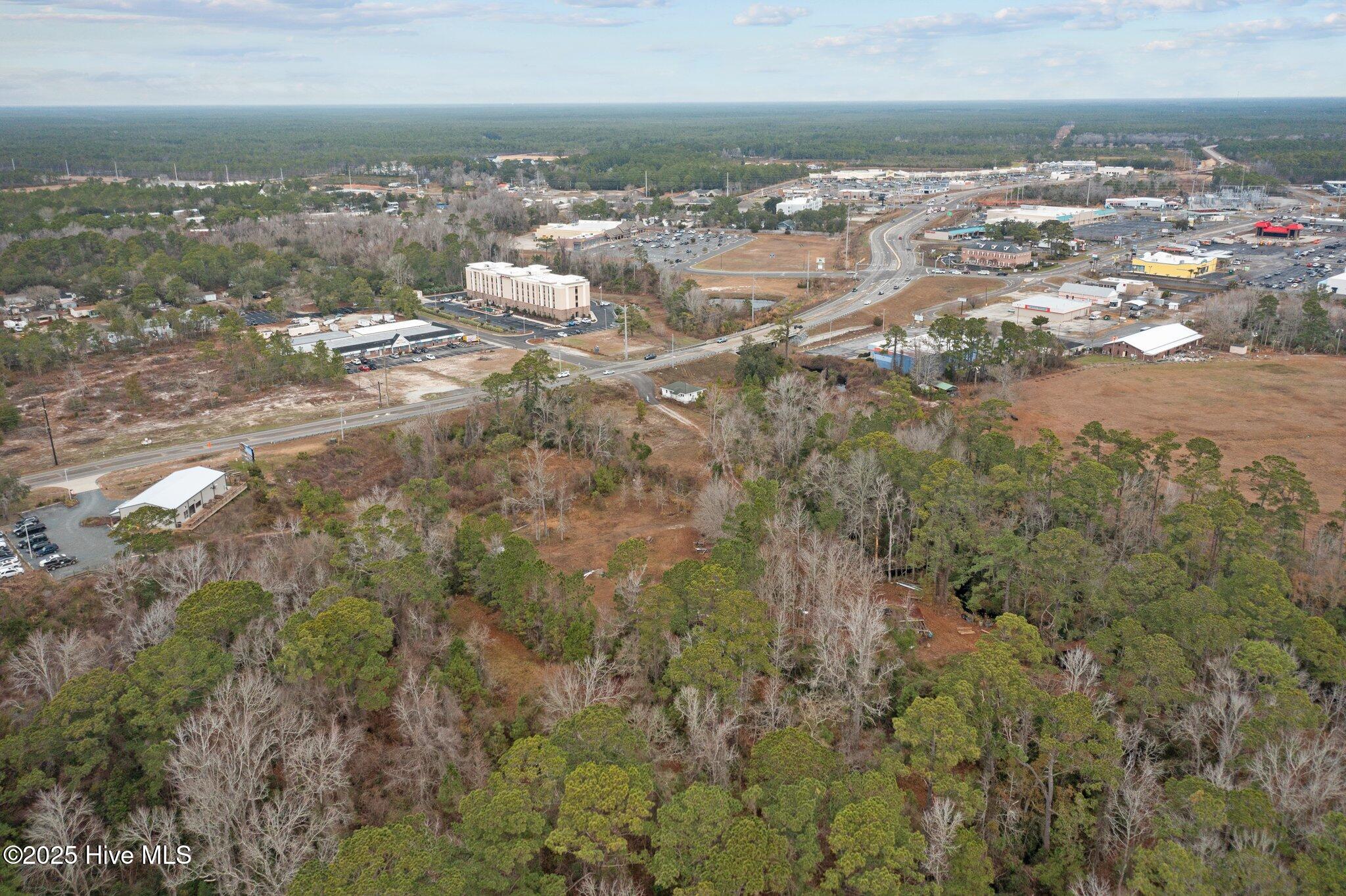 100545245 | Photo 71