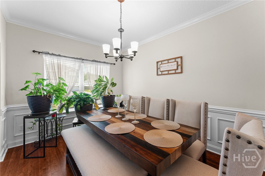 Formal Dining