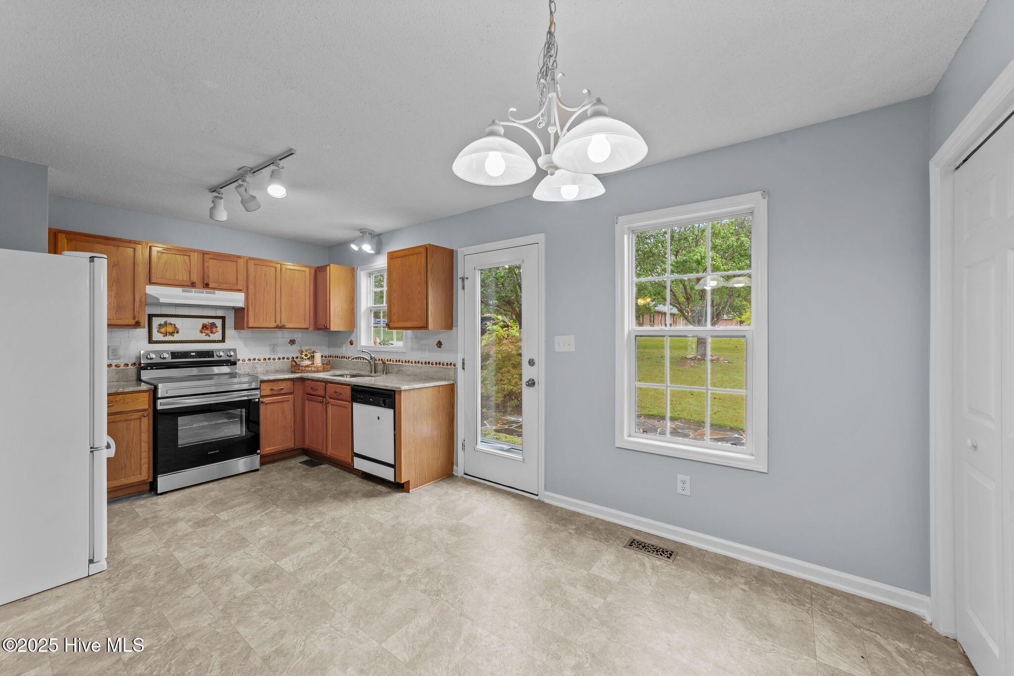 22-web-or-mls-VB4A1843