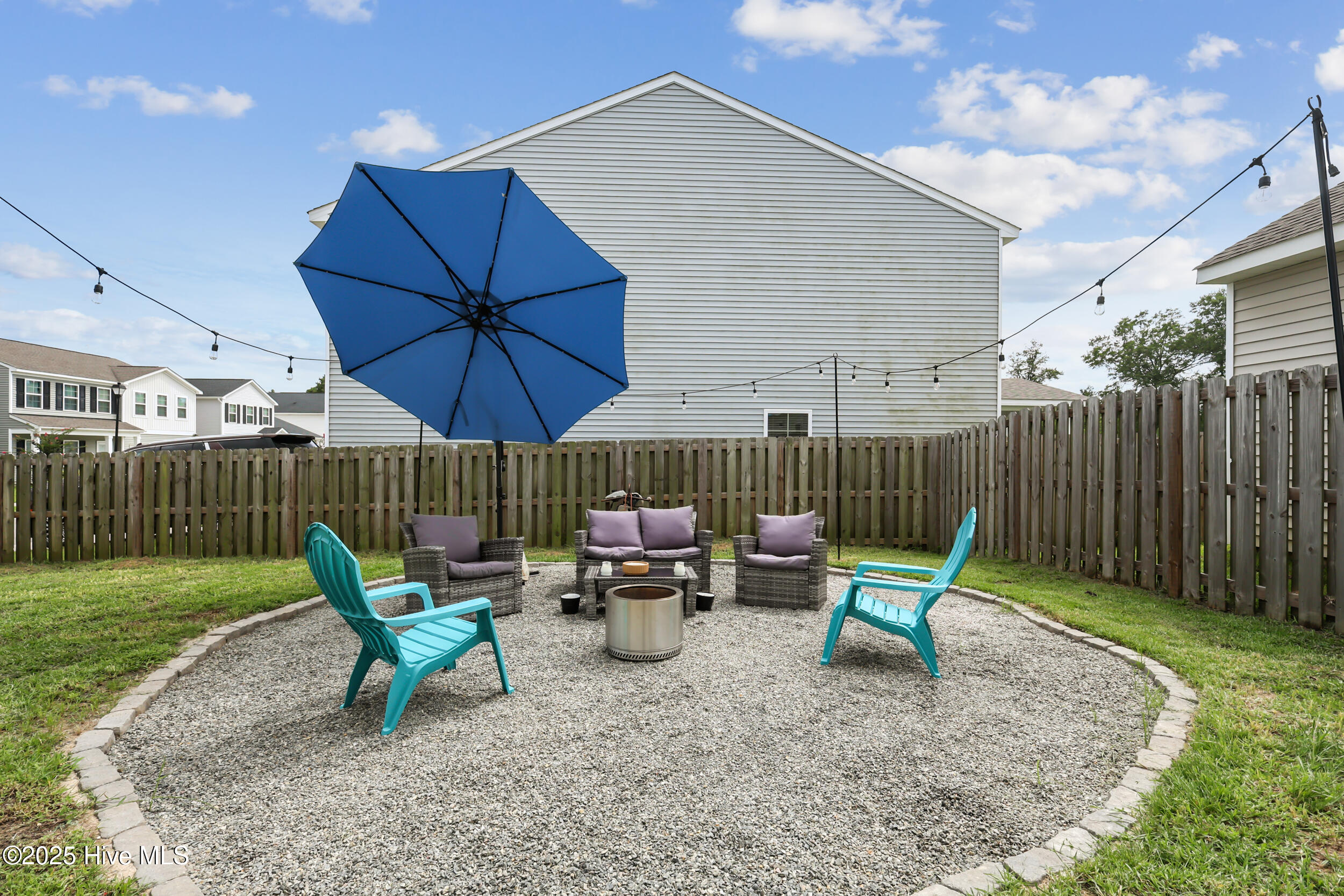 100554795 | Photo 26