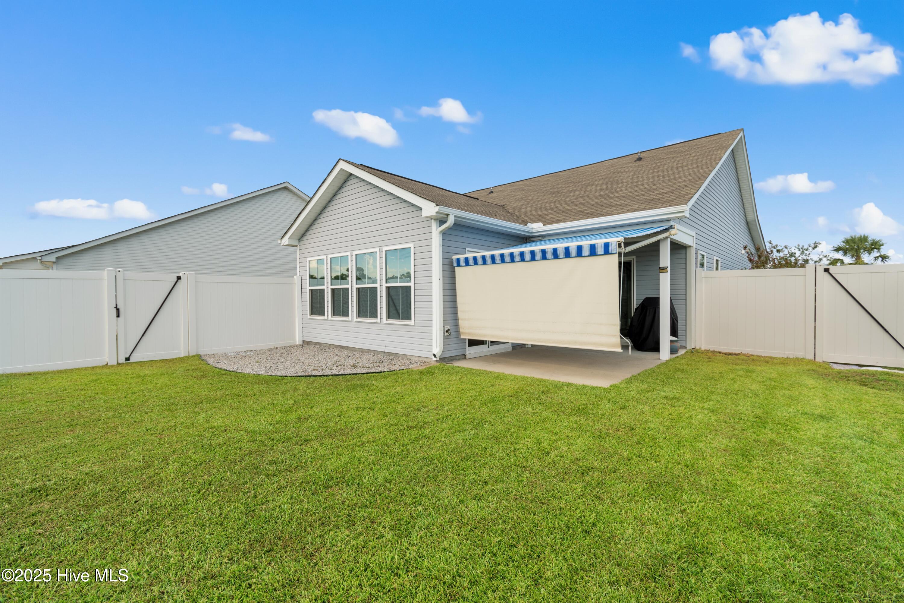 100535031 | Photo 39