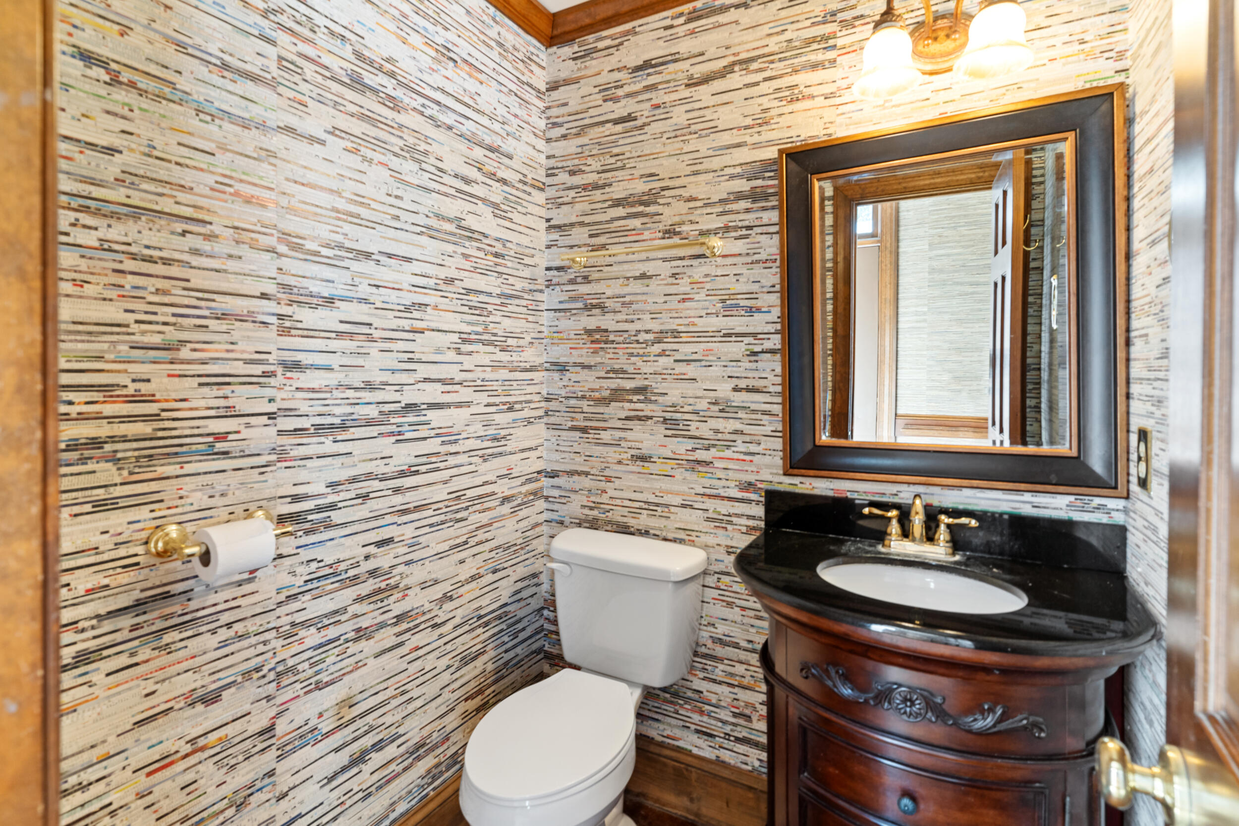 Downstairs half-bath