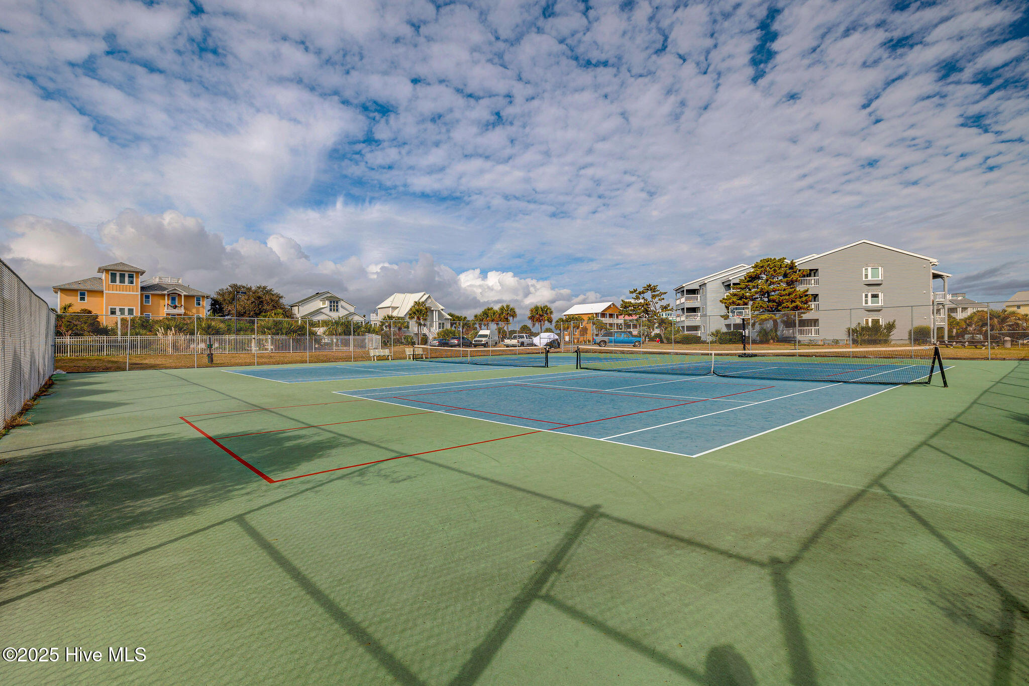 100525096 | Photo 35