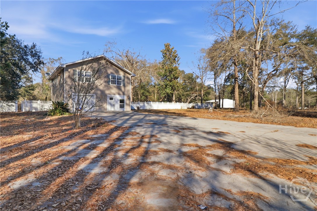 3rd image of 375 Pine Needle Dr, Ellabell, GA 31308 | MLS# SA347549