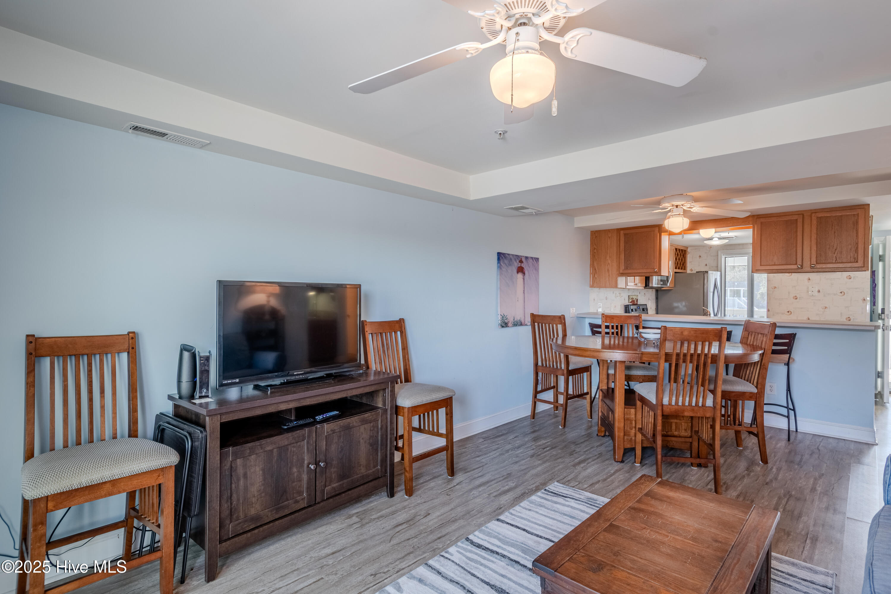 100535213 | Photo 19