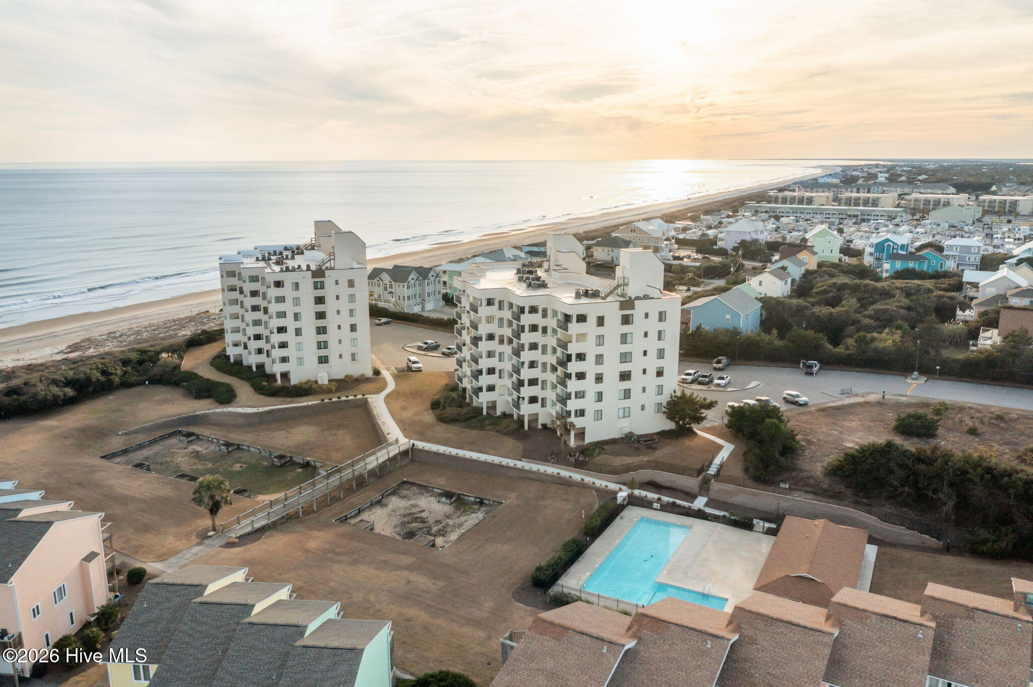 100550428 | Photo 37