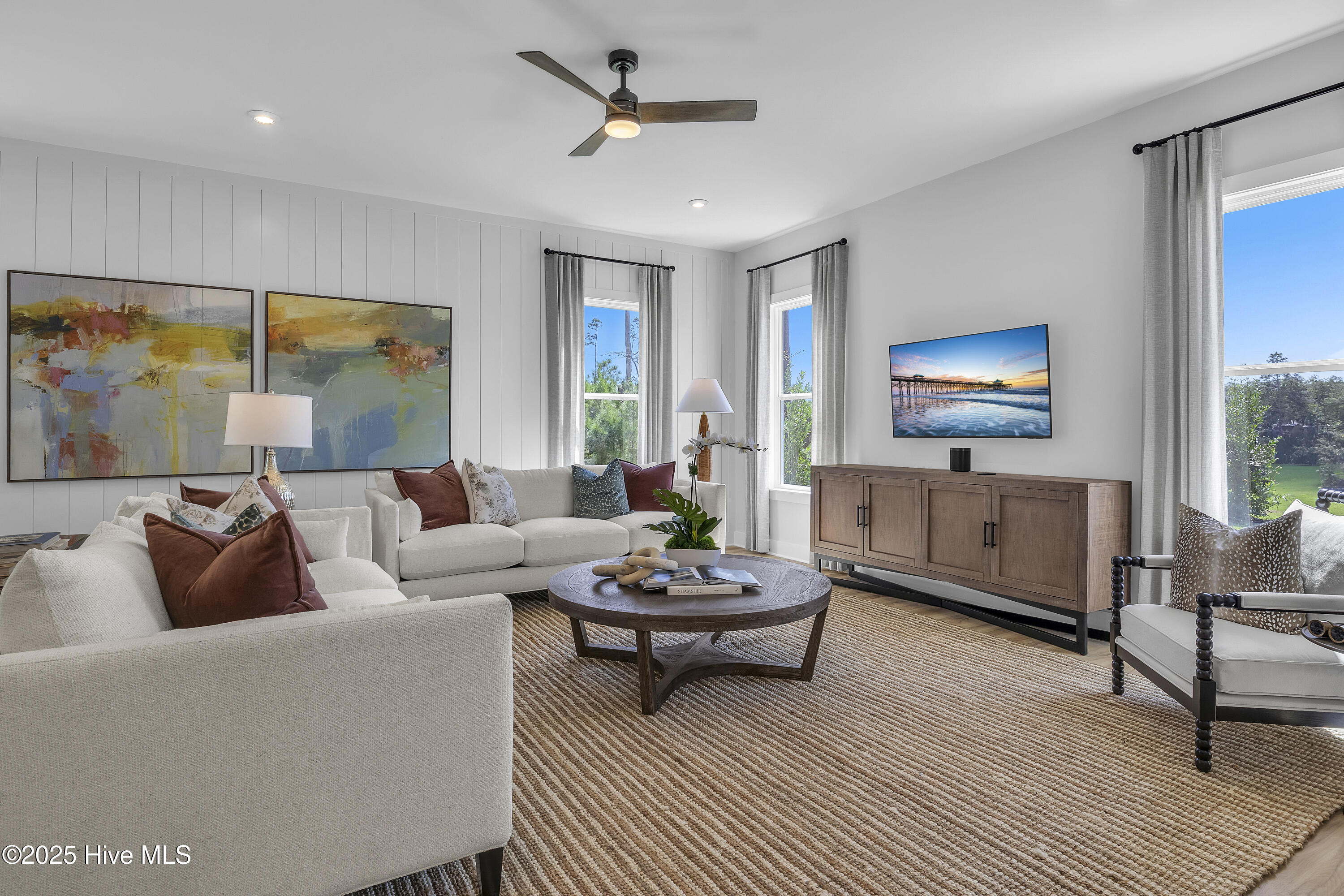 258 Sand Dollar Lane, Southport, NC 28461 – photo 14: Family Room