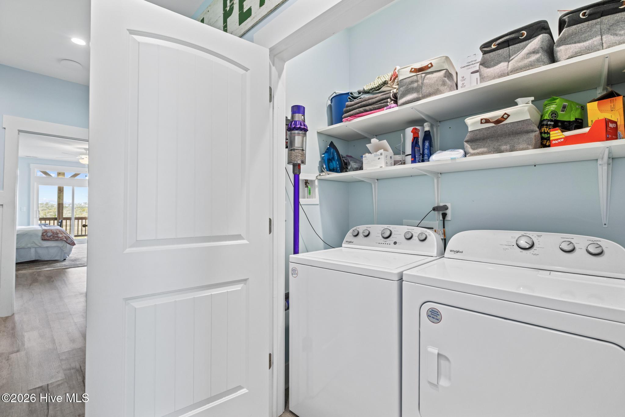 100562400 | Photo 25