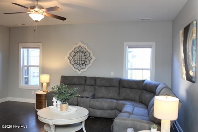 100548455 | Photo 11