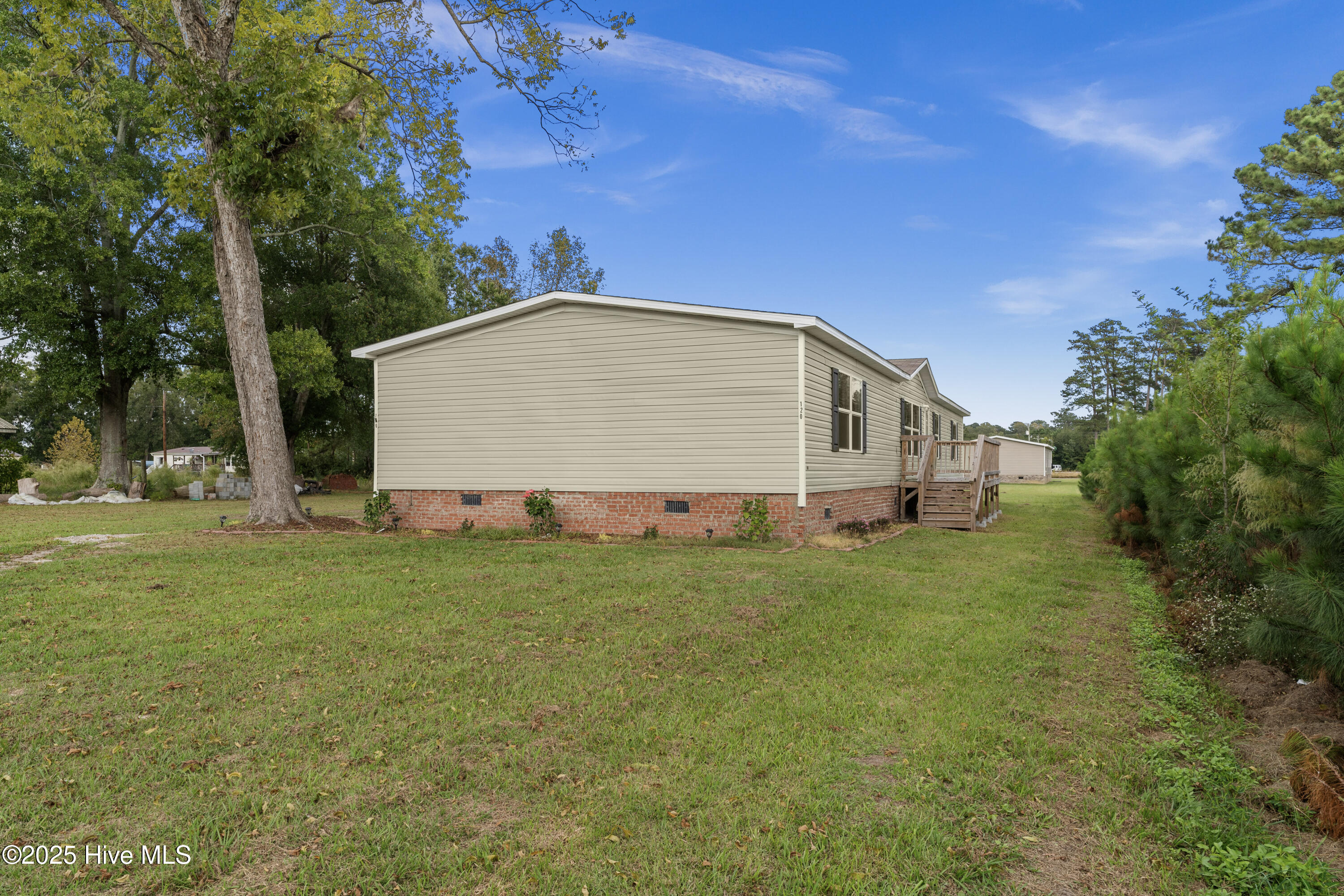 Homes for sale in Teachey, NC | 120 Nw First St, Teachey, NC 28464 | MLS# 100535533