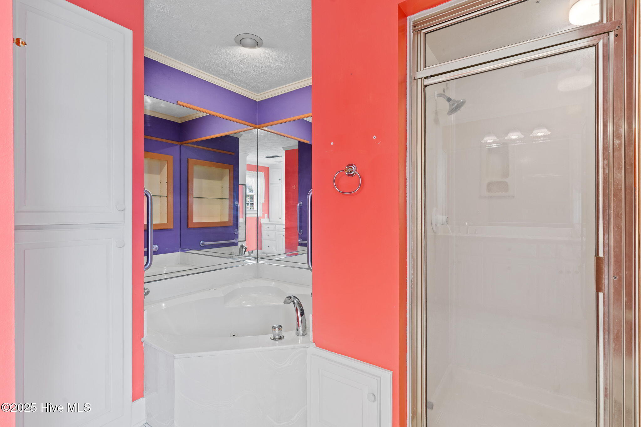 100526462 | Photo 32