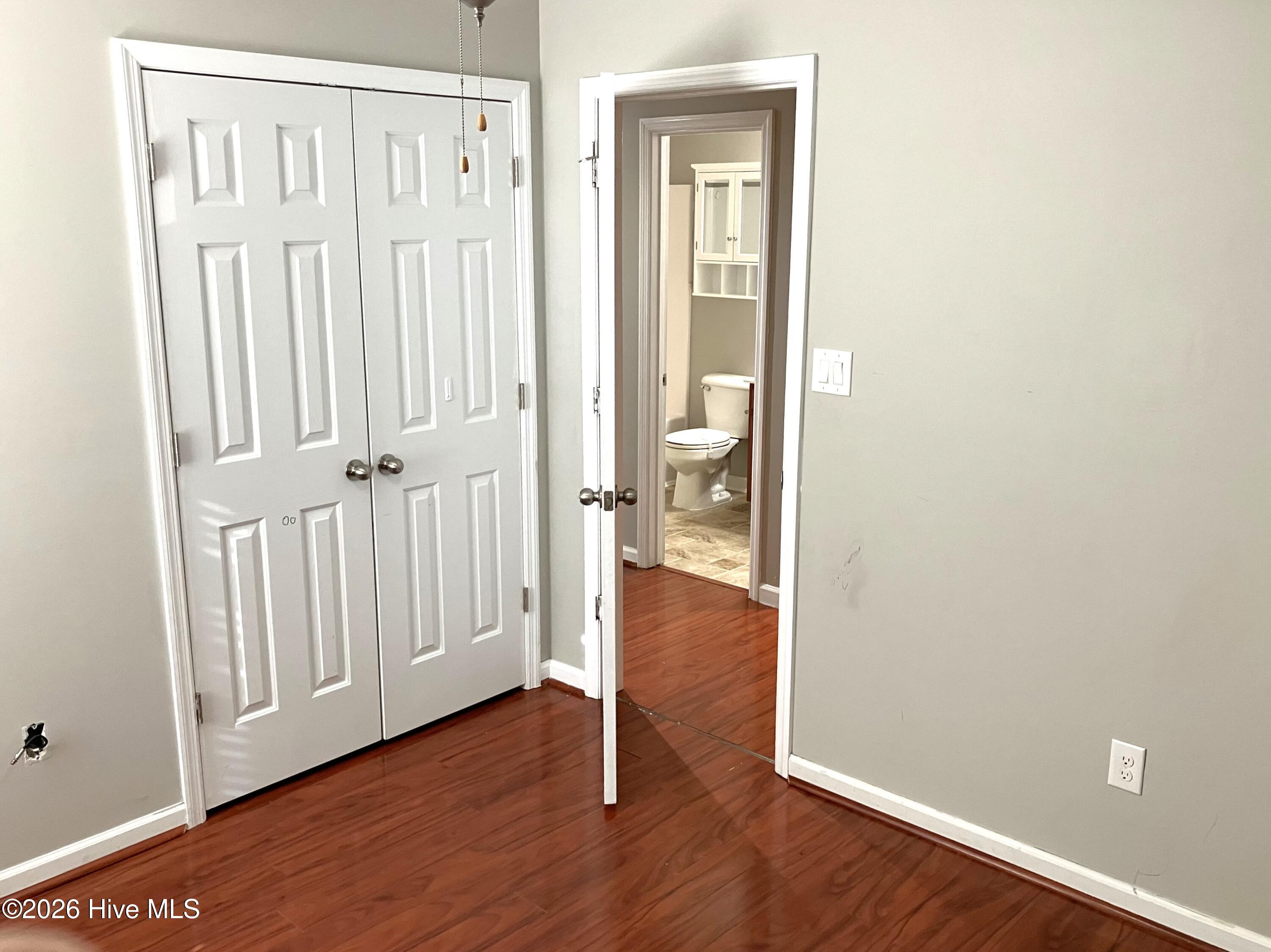 100550240 | Photo 22