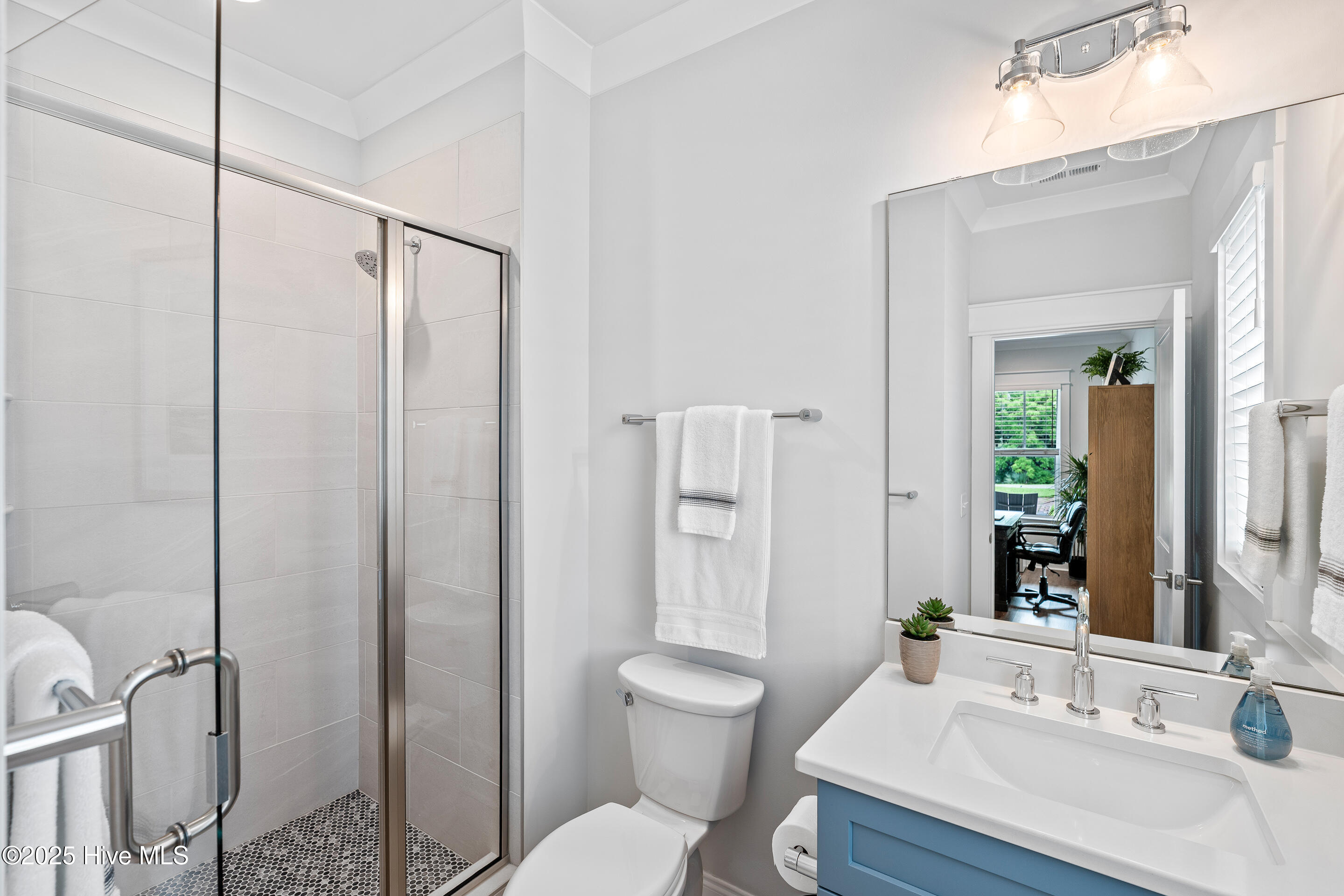 100516528 | Photo 10