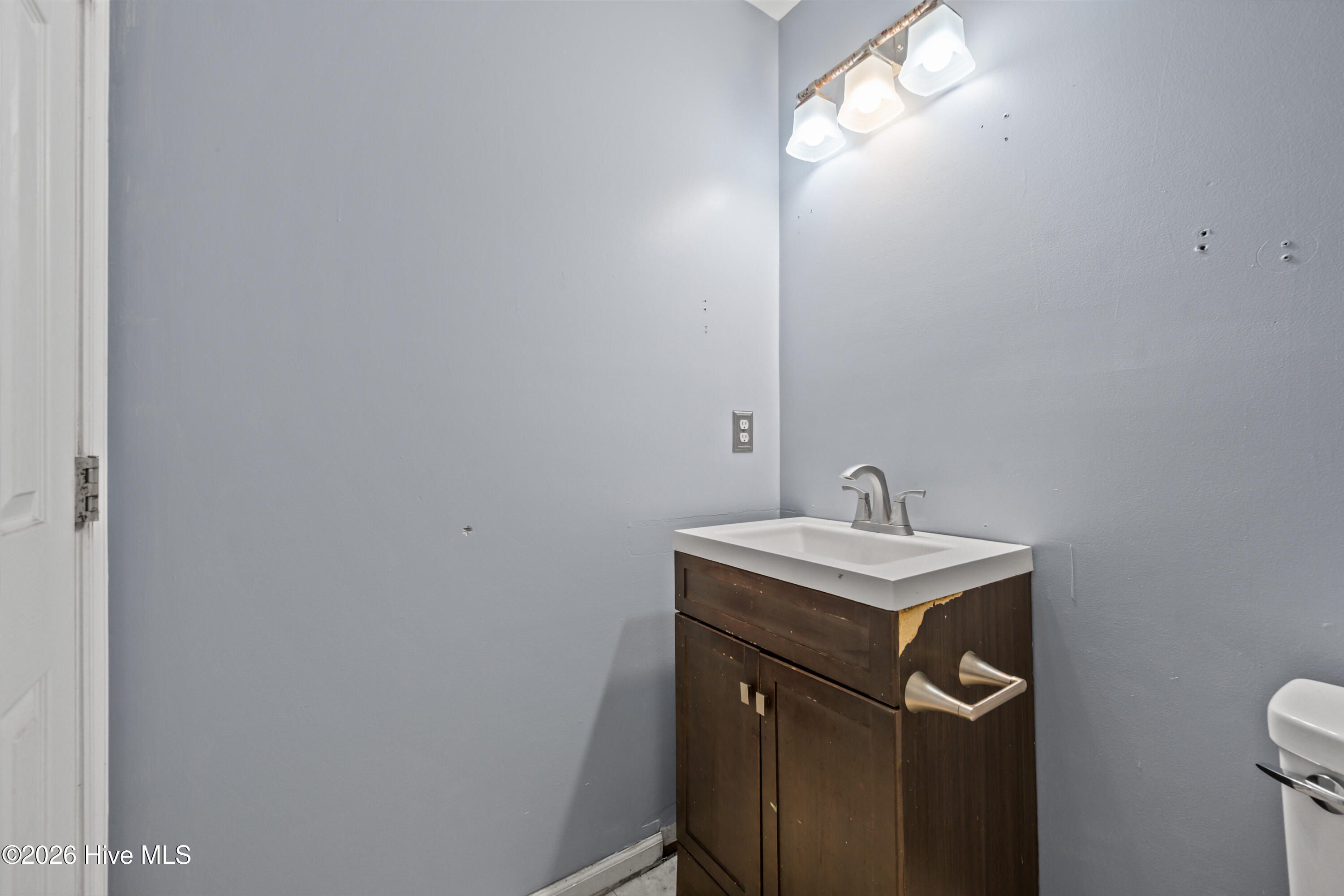 100564292 | Photo 17